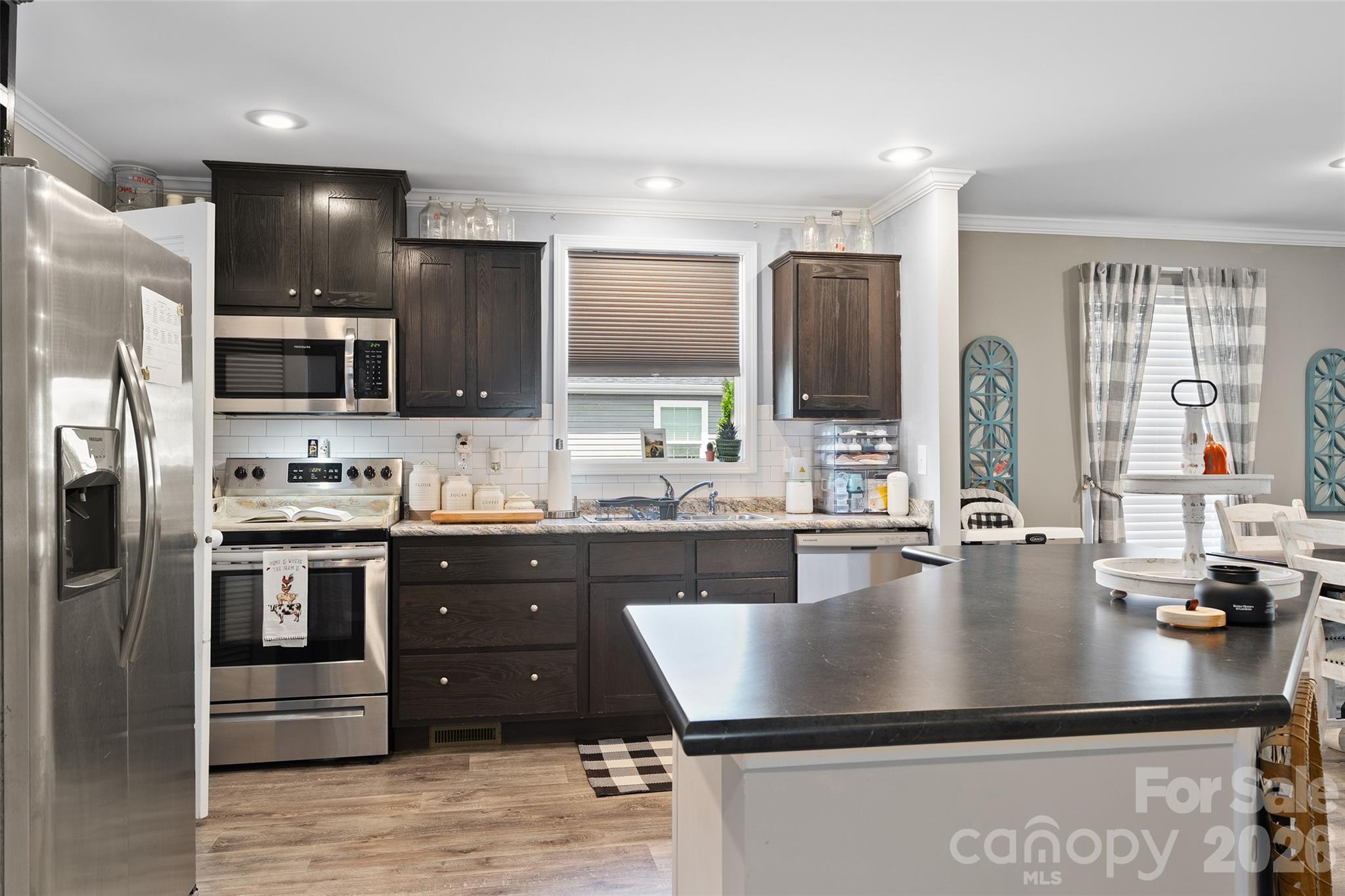 Single Family Residence at 46 Janie Drive, Clyde, photo 7 of 32