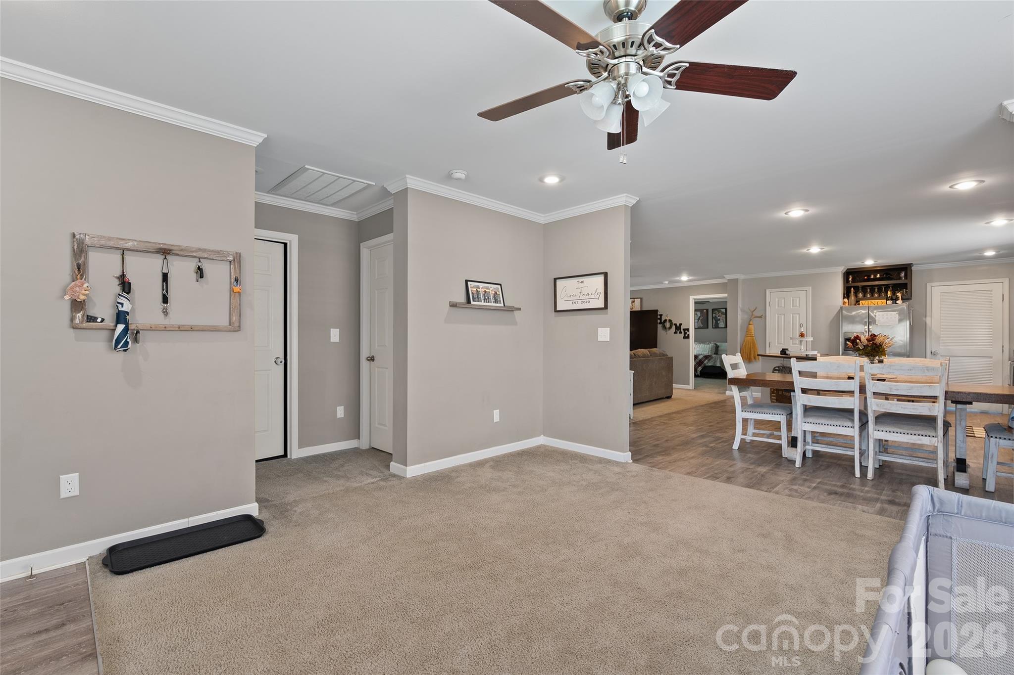 Single Family Residence at 46 Janie Drive, Clyde, photo 18 of 32