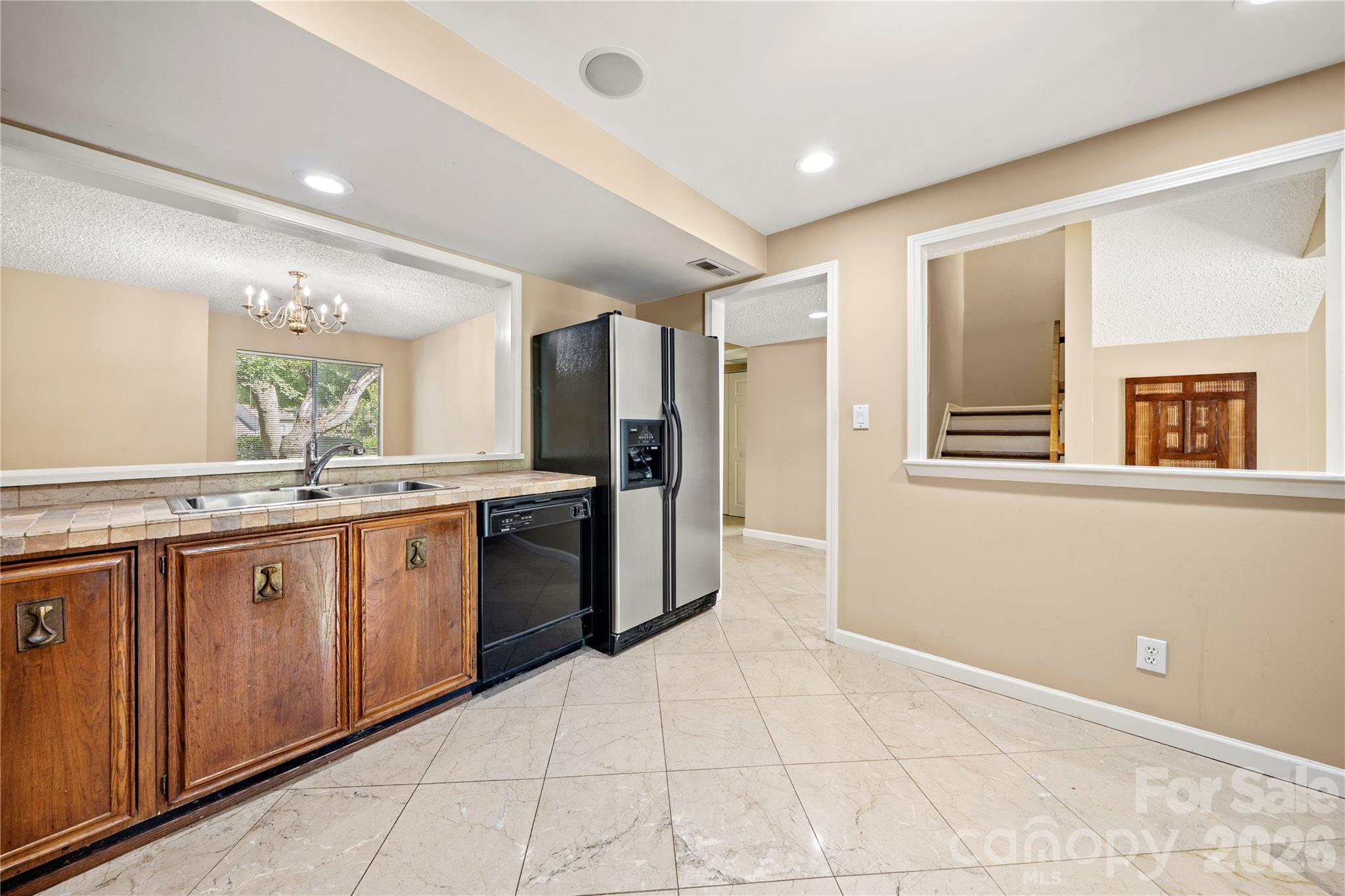 Condominium at 102 Ridgeport Road, Clover, photo 21 of 41