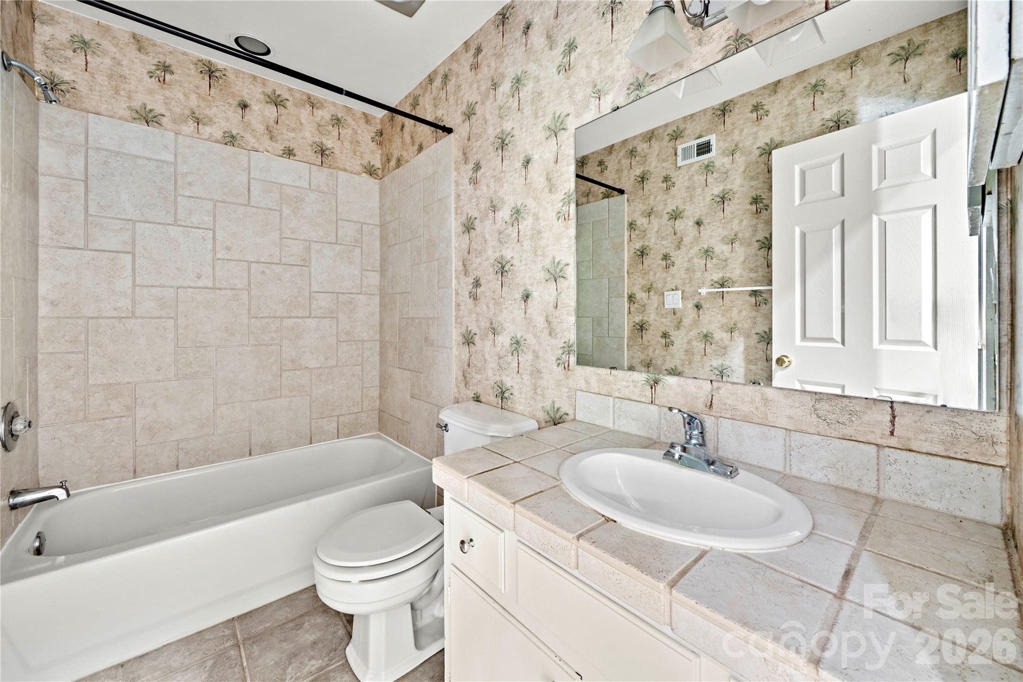Condominium at 102 Ridgeport Road, Clover, photo 32 of 41