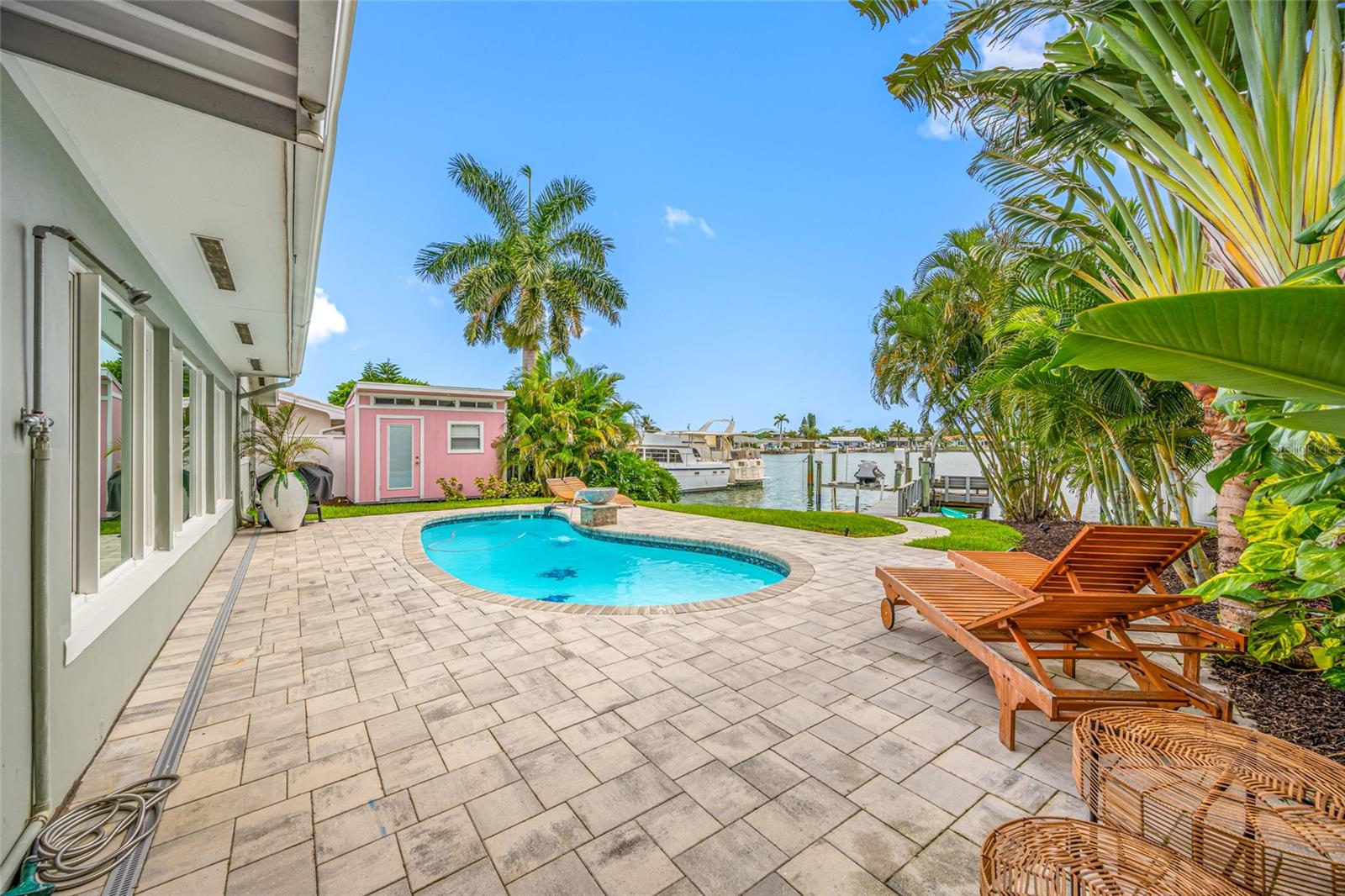 Single Family Residence at 560 79TH ST S, ST PETERSBURG, photo 41 of 55