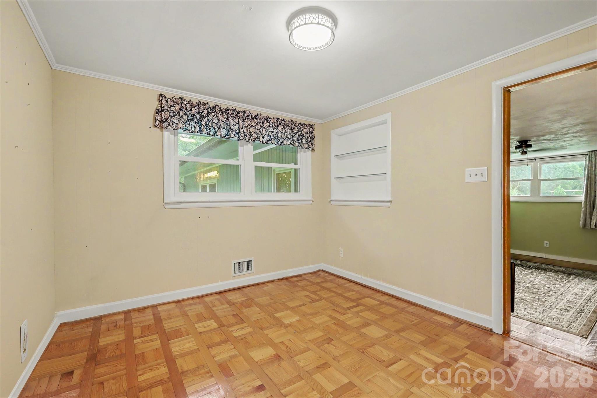 Single Family Residence at 126 21st Avenue NW, Hickory, photo 11 of 35