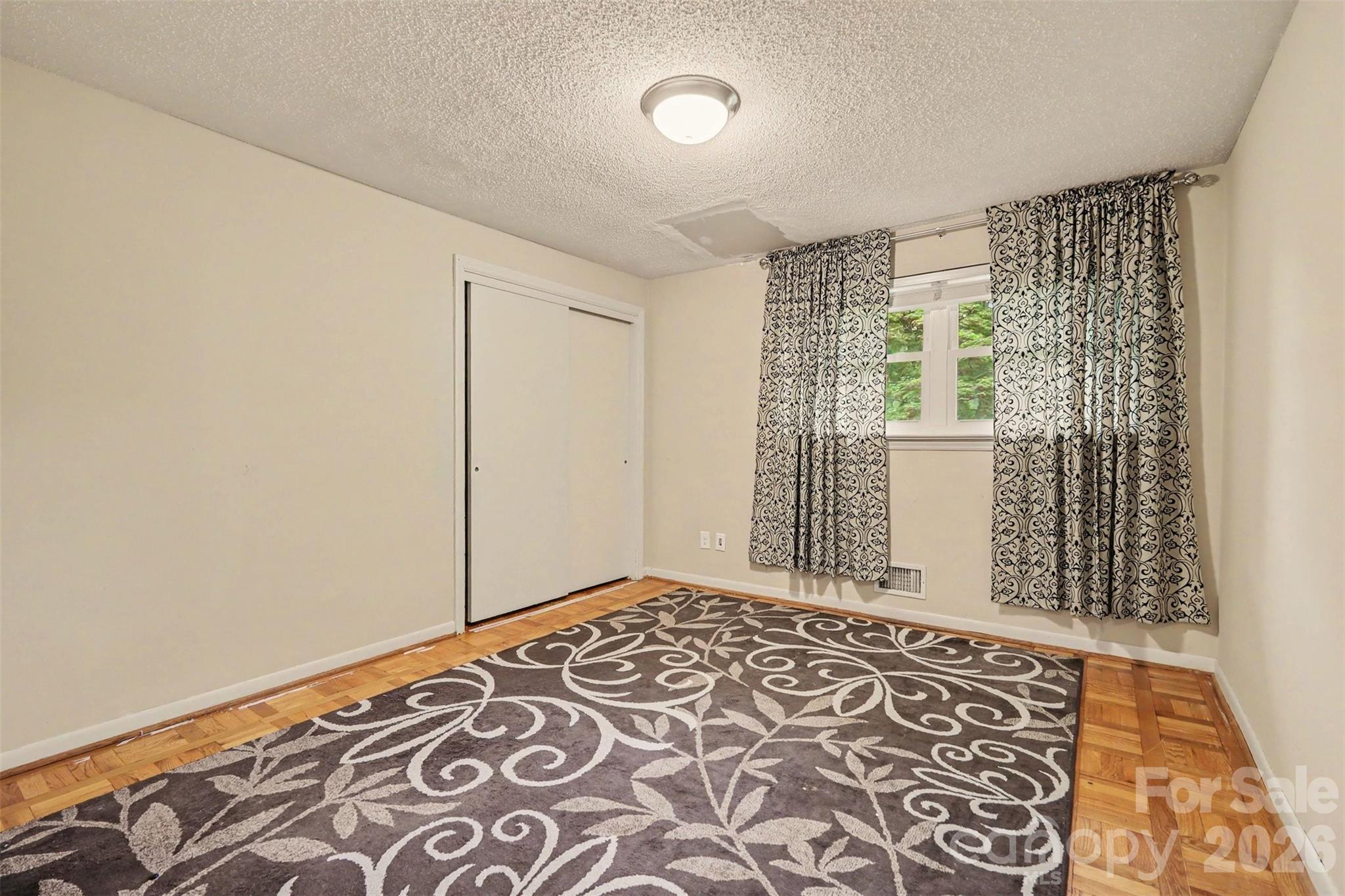 Single Family Residence at 126 21st Avenue NW, Hickory, photo 16 of 35