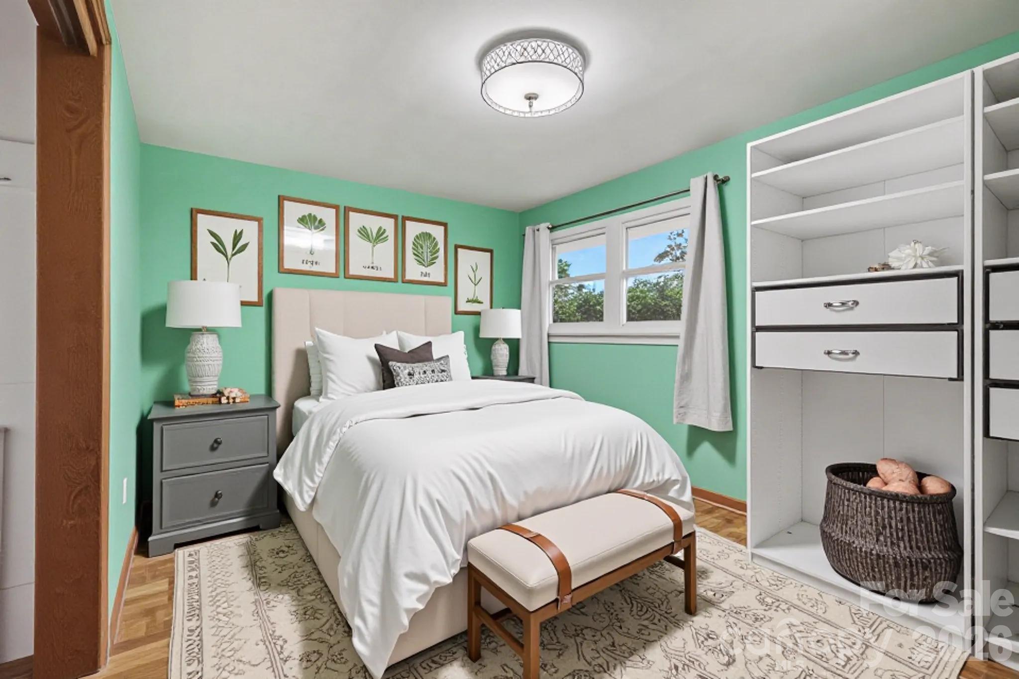 virtually staged - 126 21st Avenue NW, Hickory