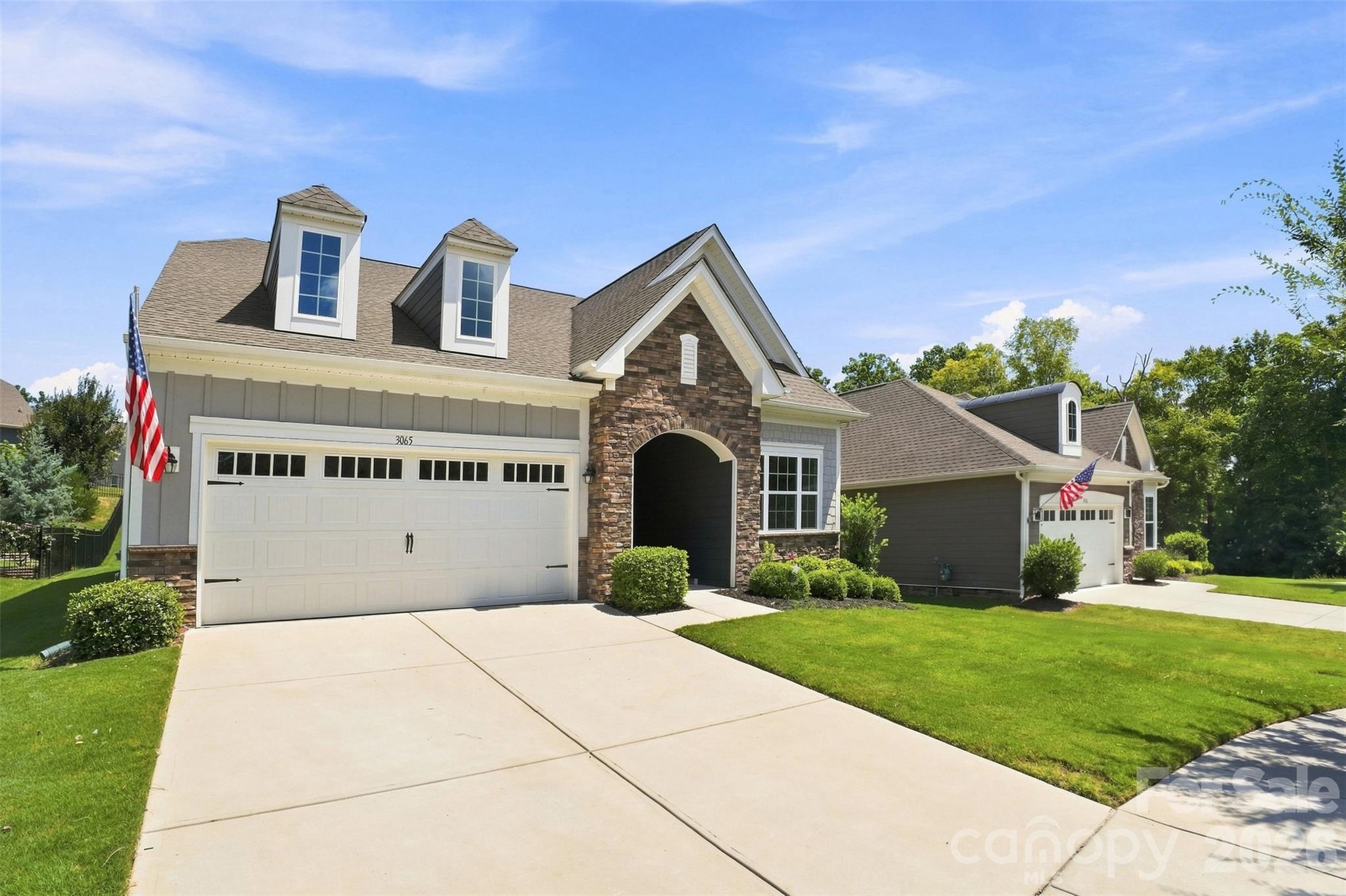 Single Family Residence at 3065 Rosseau Lane, Mount Holly, photo 3 of 43