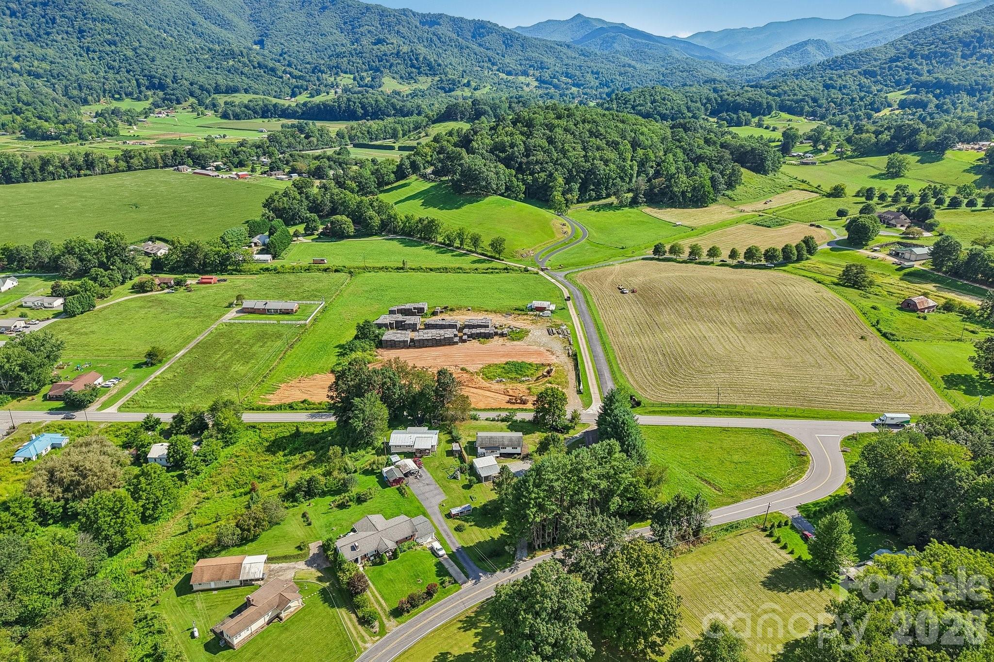 Single Family Residence at 120 Sonoma Road, Waynesville, photo 44 of 48
