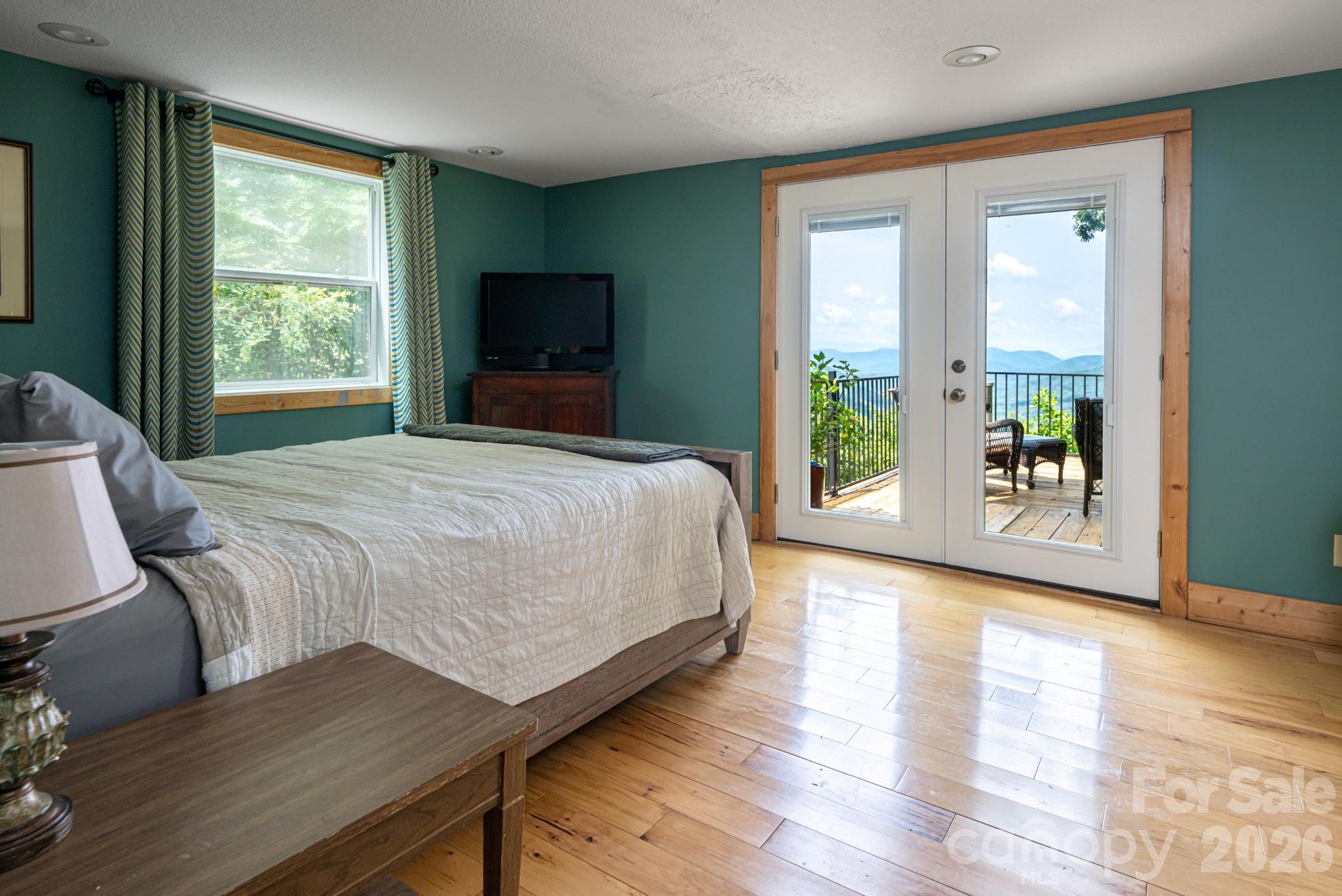 Single Family Residence at 219 Echo Mountain View Road, Fairview, photo 17 of 48
