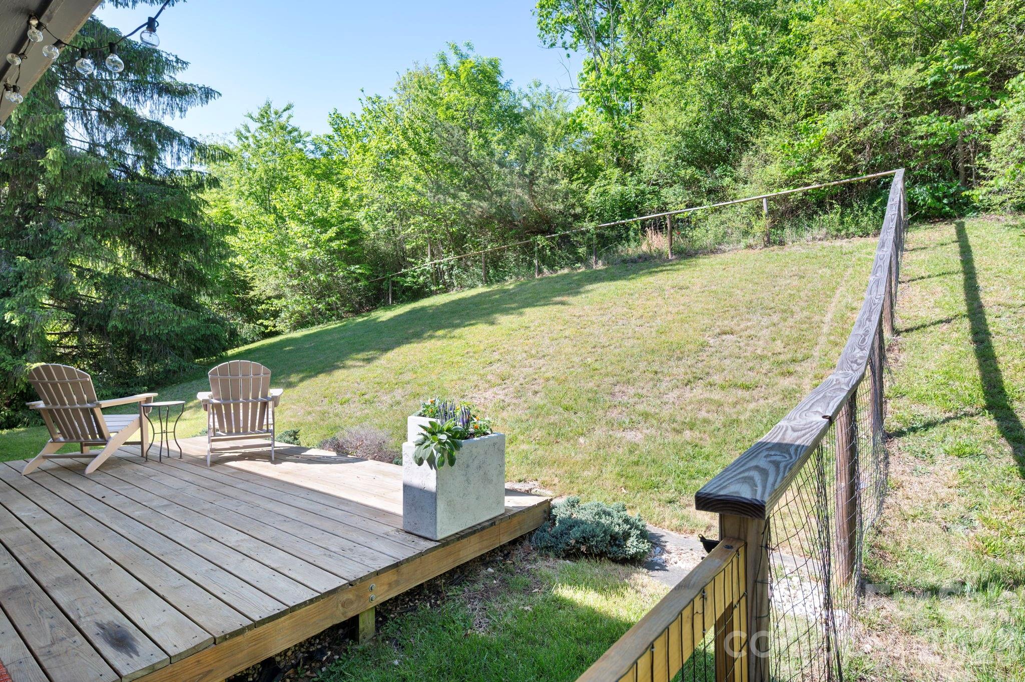 Single Family Residence at 301 Stratford Road, Asheville, photo 31 of 39