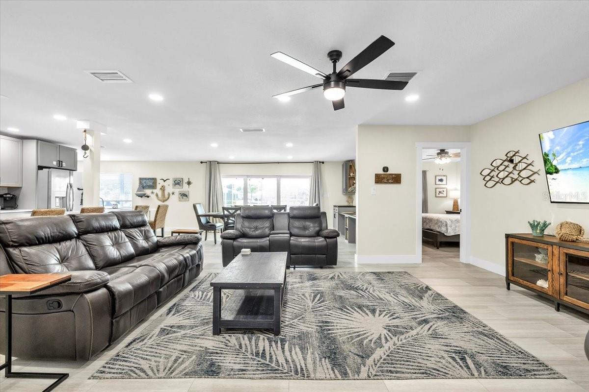 Single Family Residence at 441 W TARPON BLVD NW, PORT CHARLOTTE, photo 15 of 83