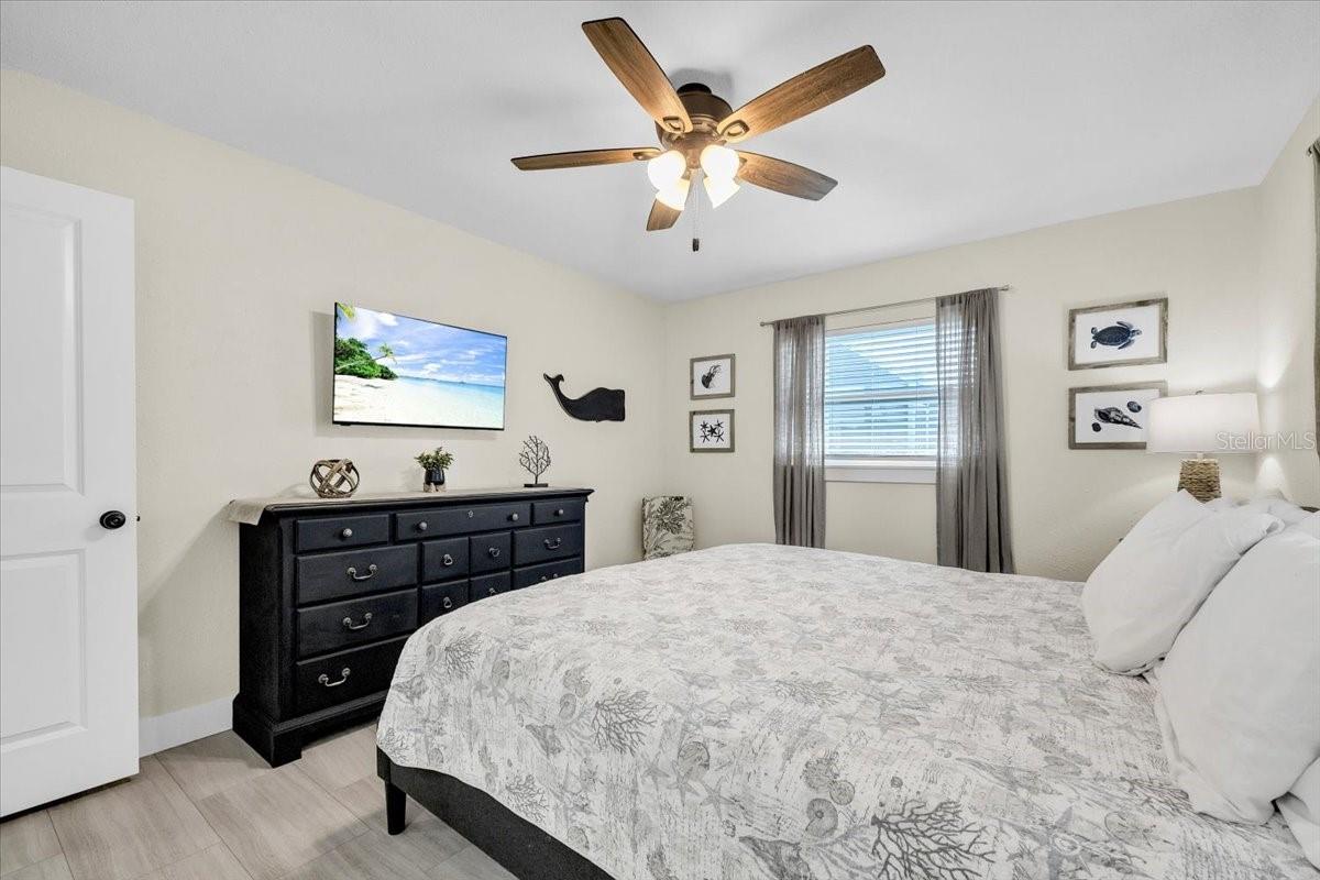 Single Family Residence at 441 W TARPON BLVD NW, PORT CHARLOTTE, photo 38 of 83
