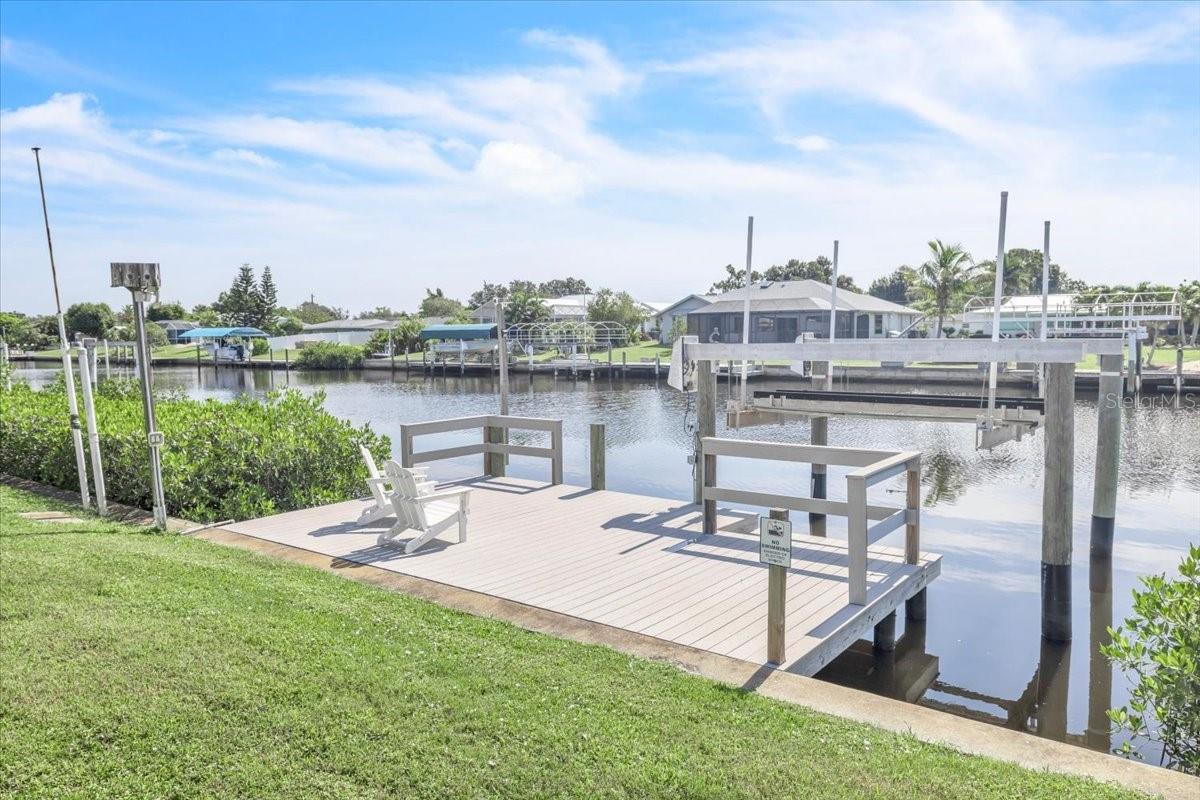Single Family Residence at 441 W TARPON BLVD NW, PORT CHARLOTTE, photo 69 of 83