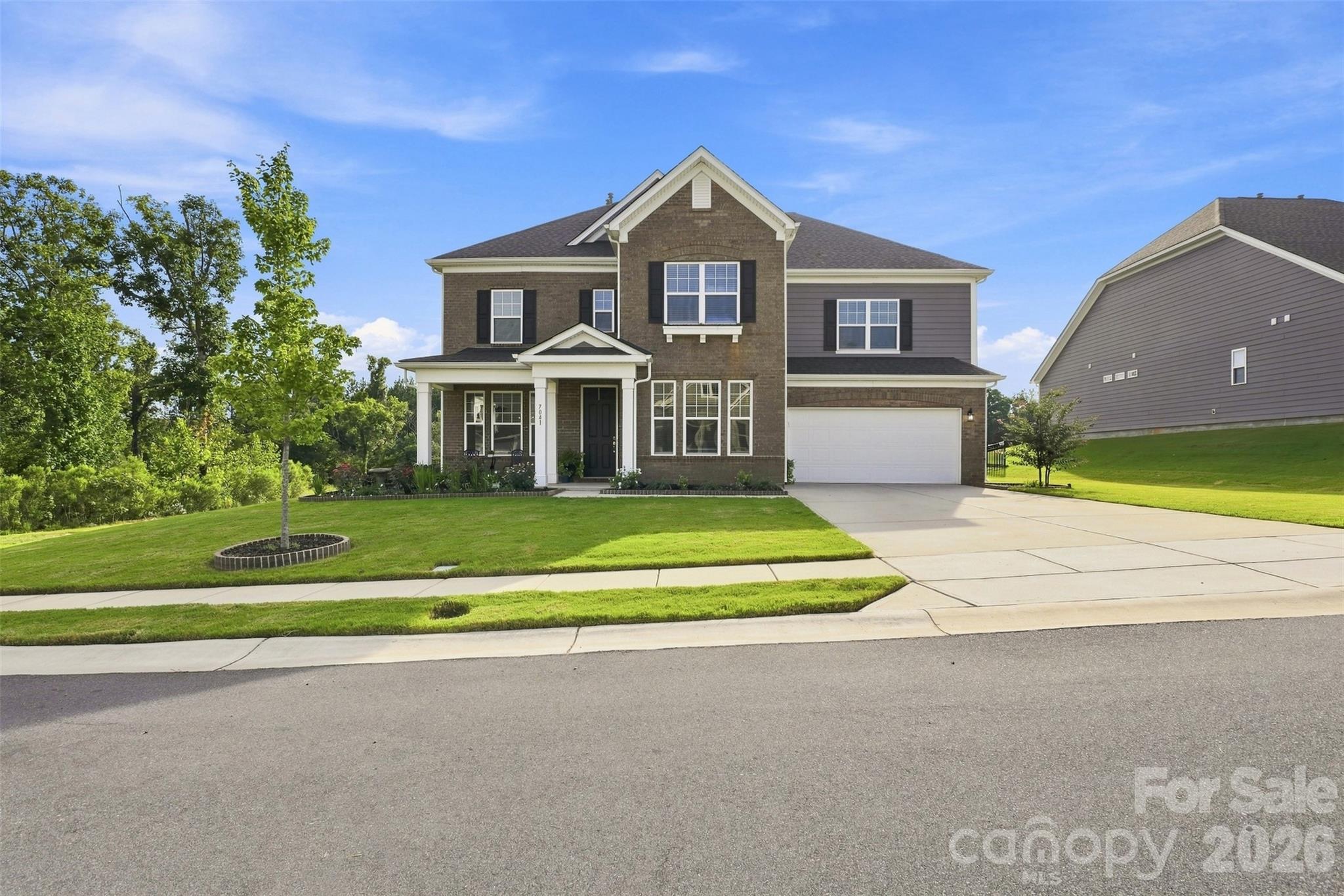 Single Family Residence at 7041 Irongate Drive, Lancaster, photo 8 of 48