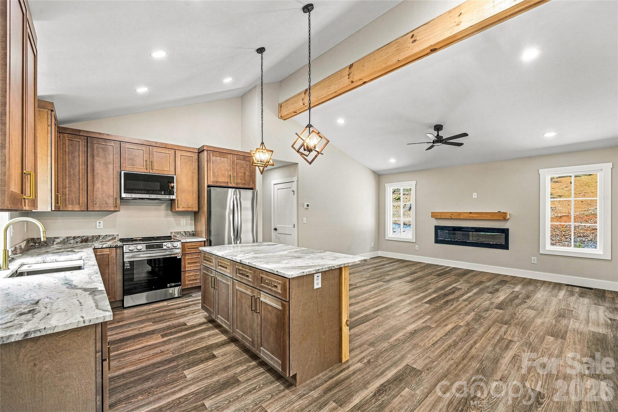 Modern kitchen with ample workspace - 60 Catatoga Trail, Marion