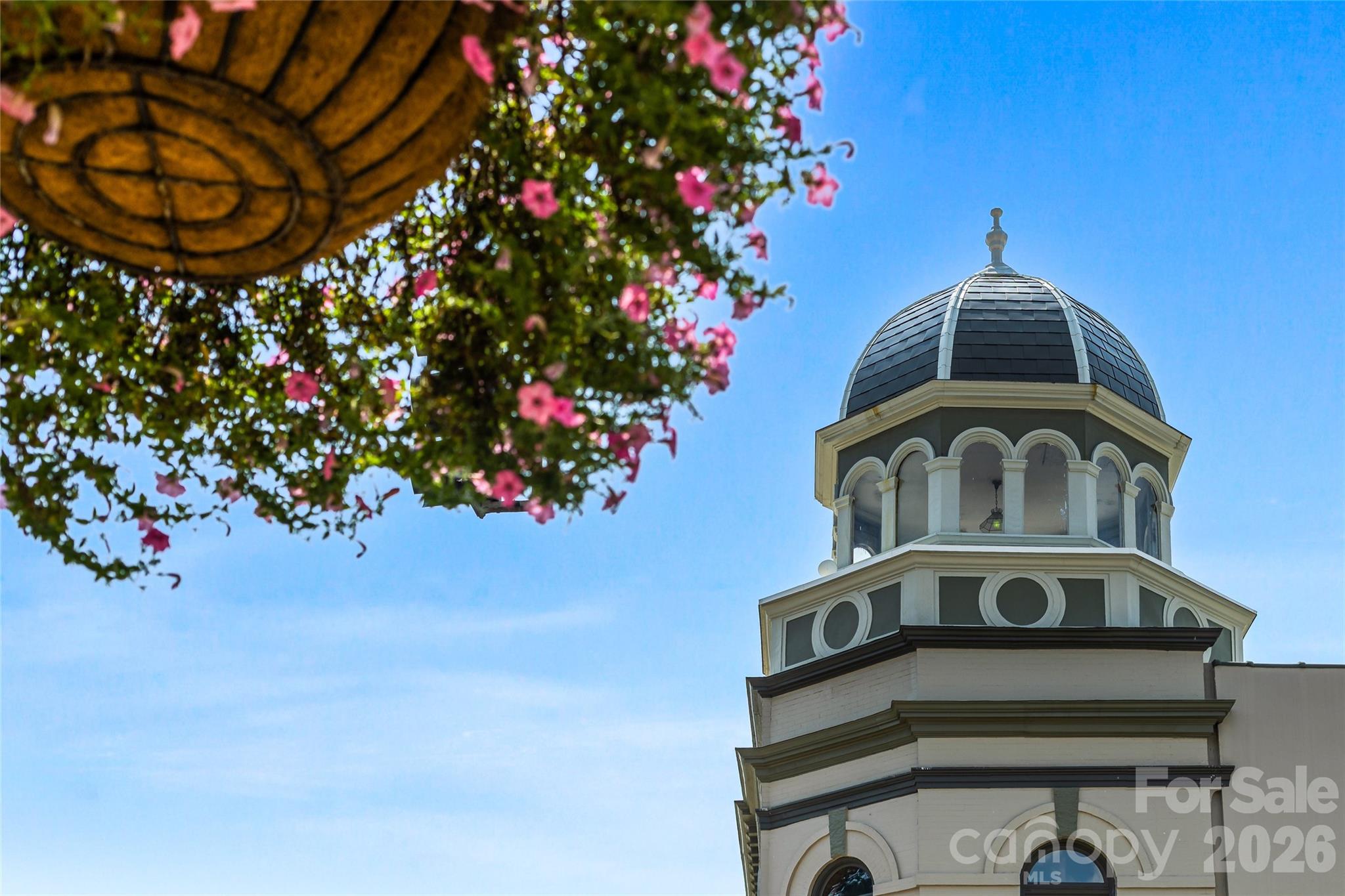 Downtown Marion landmark - 107 Catatoga Trail, Marion