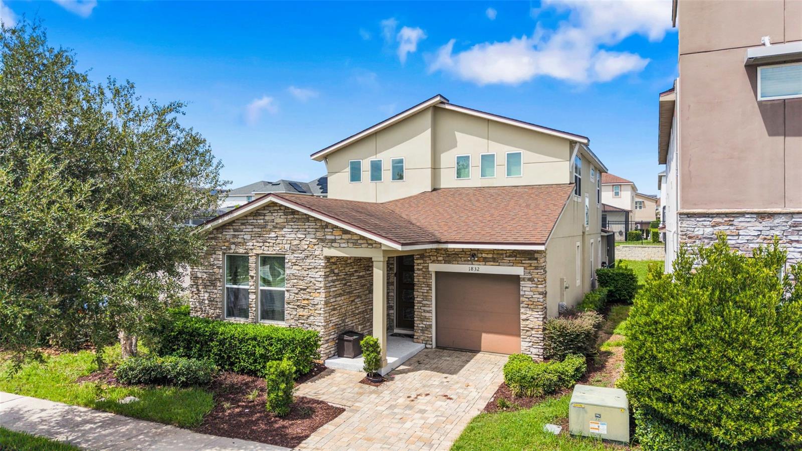 1832 SANDY PARK TRL