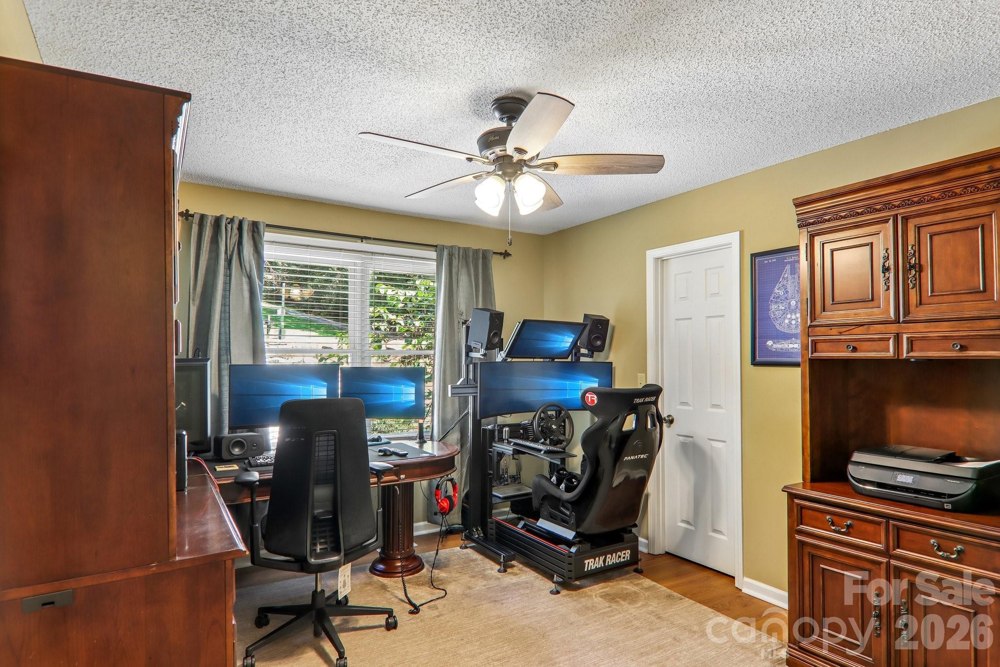 Single Family Residence at 7 Maple Leaf Drive, Hendersonville, photo 20 of 44
