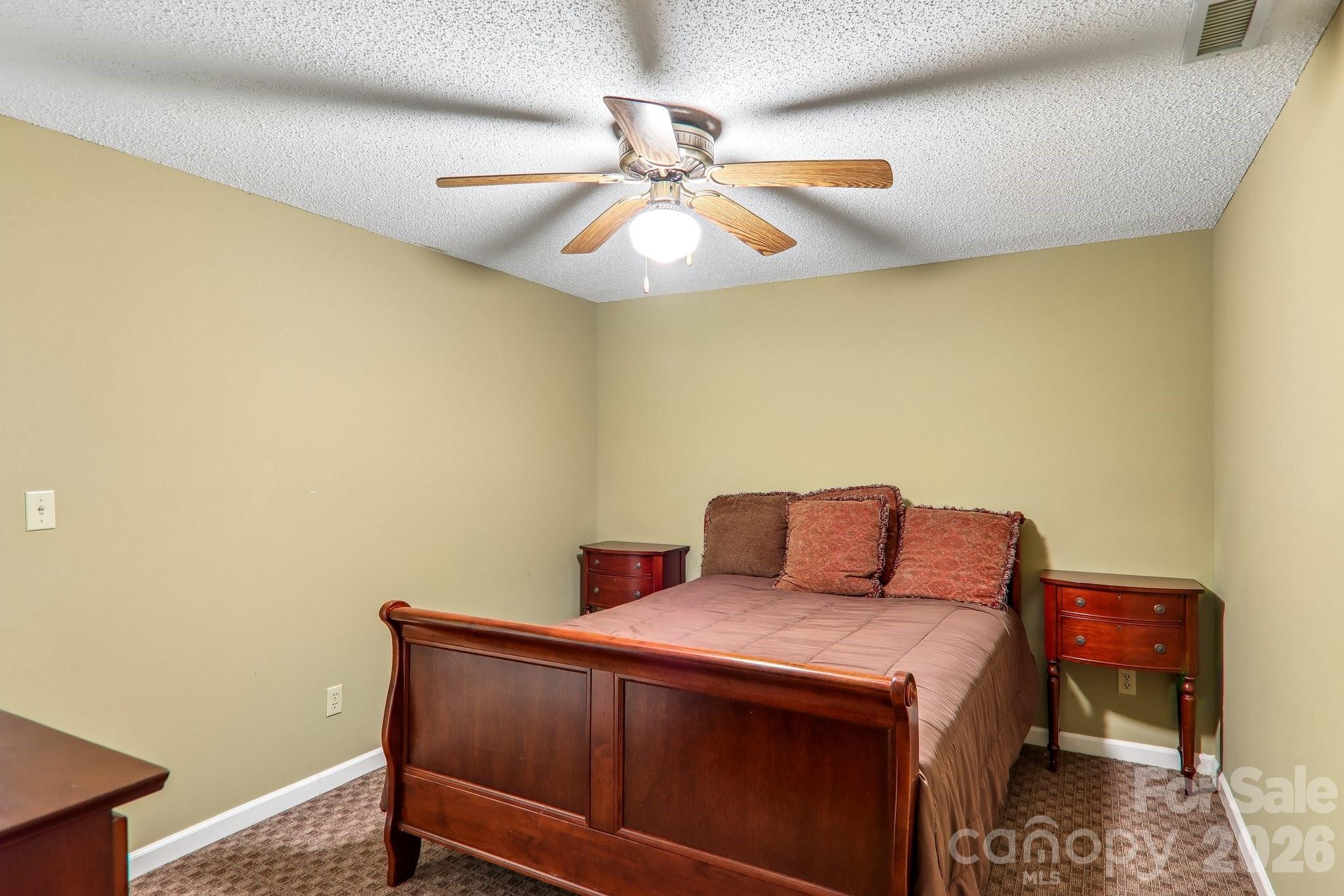 Single Family Residence at 7 Maple Leaf Drive, Hendersonville, photo 28 of 44