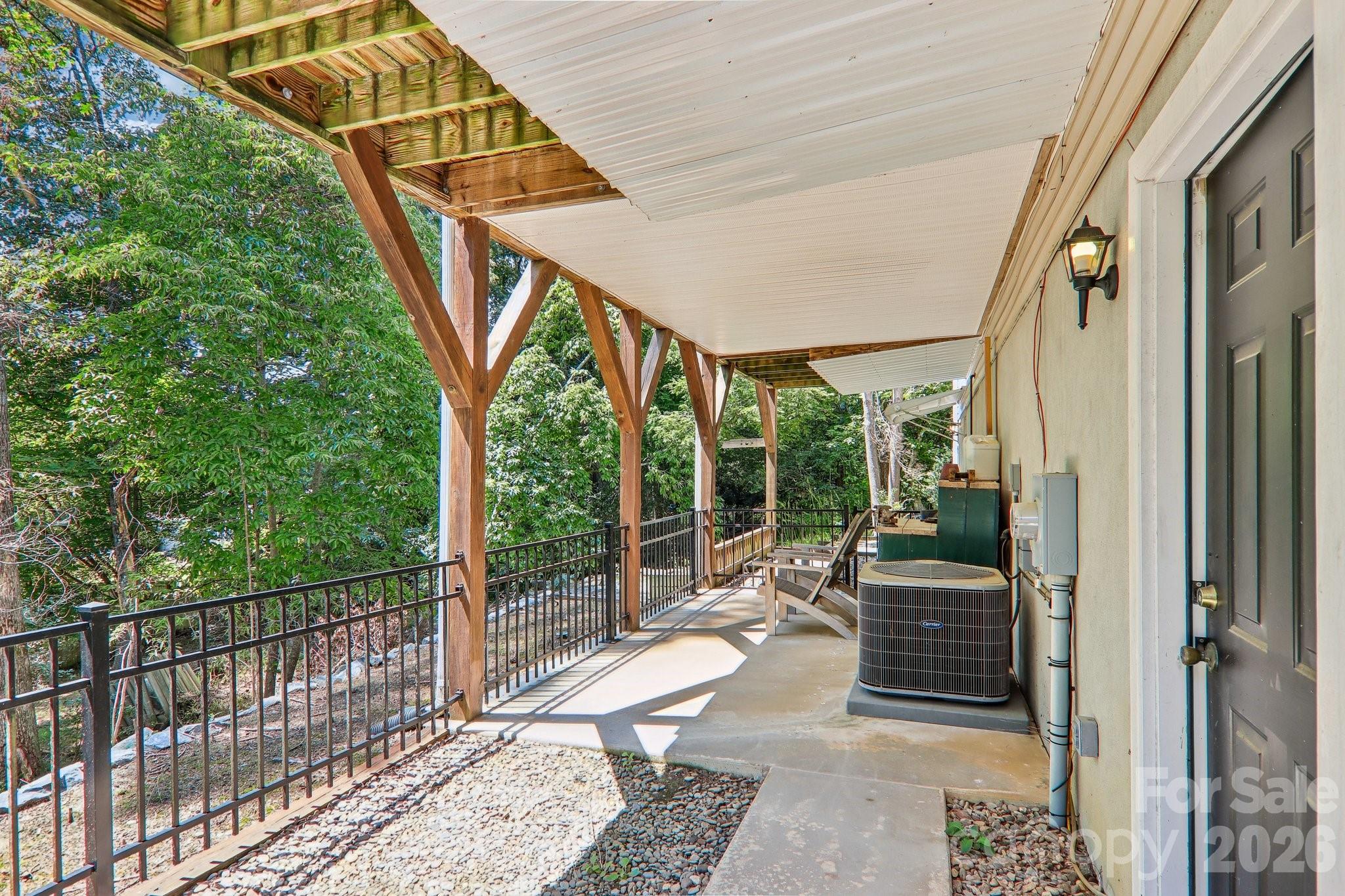 Single Family Residence at 7 Maple Leaf Drive, Hendersonville, photo 34 of 44