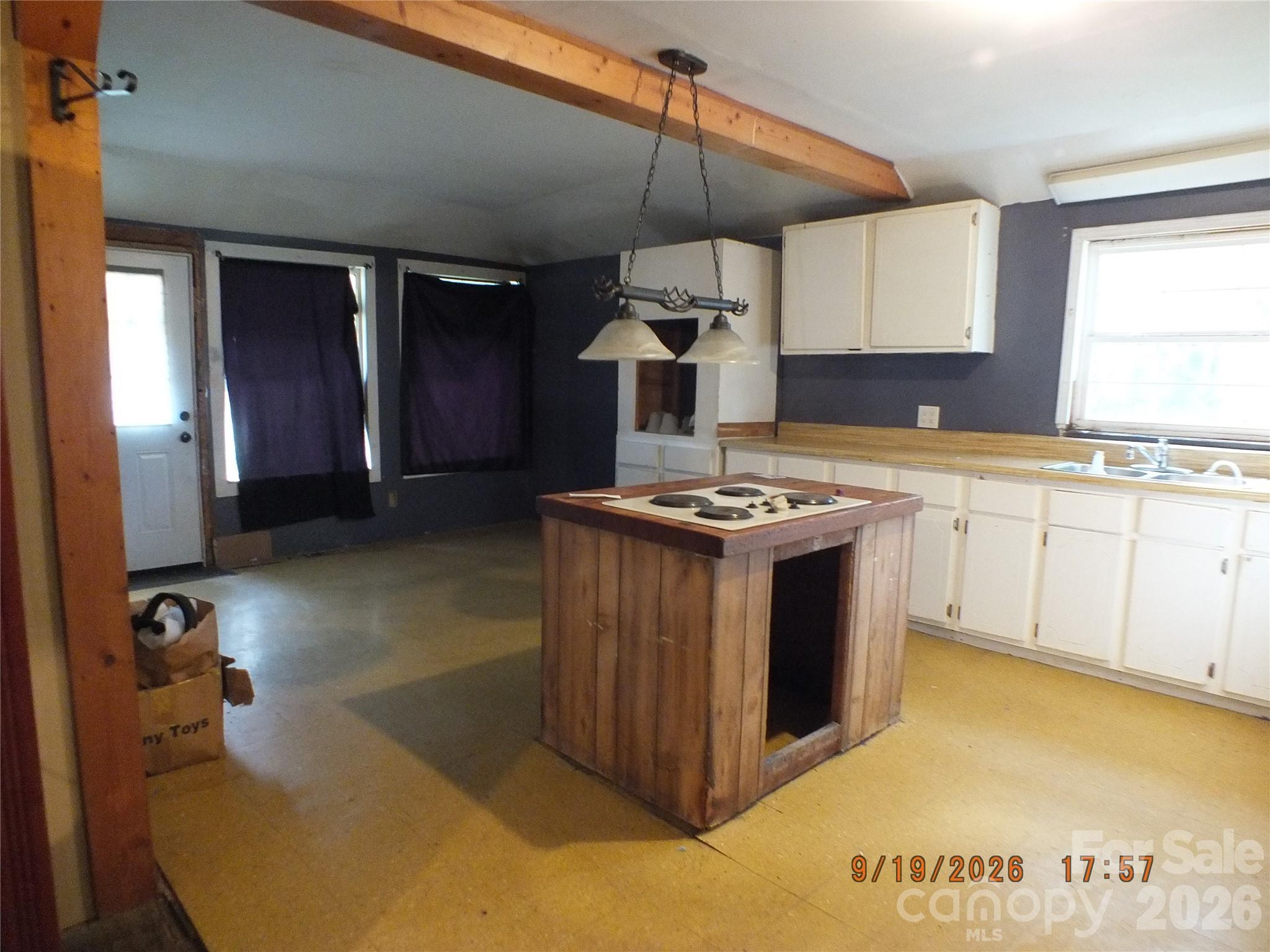 Single Family Residence at 6372 Kershaw Camden Highway, Heath Springs, photo 13 of 34
