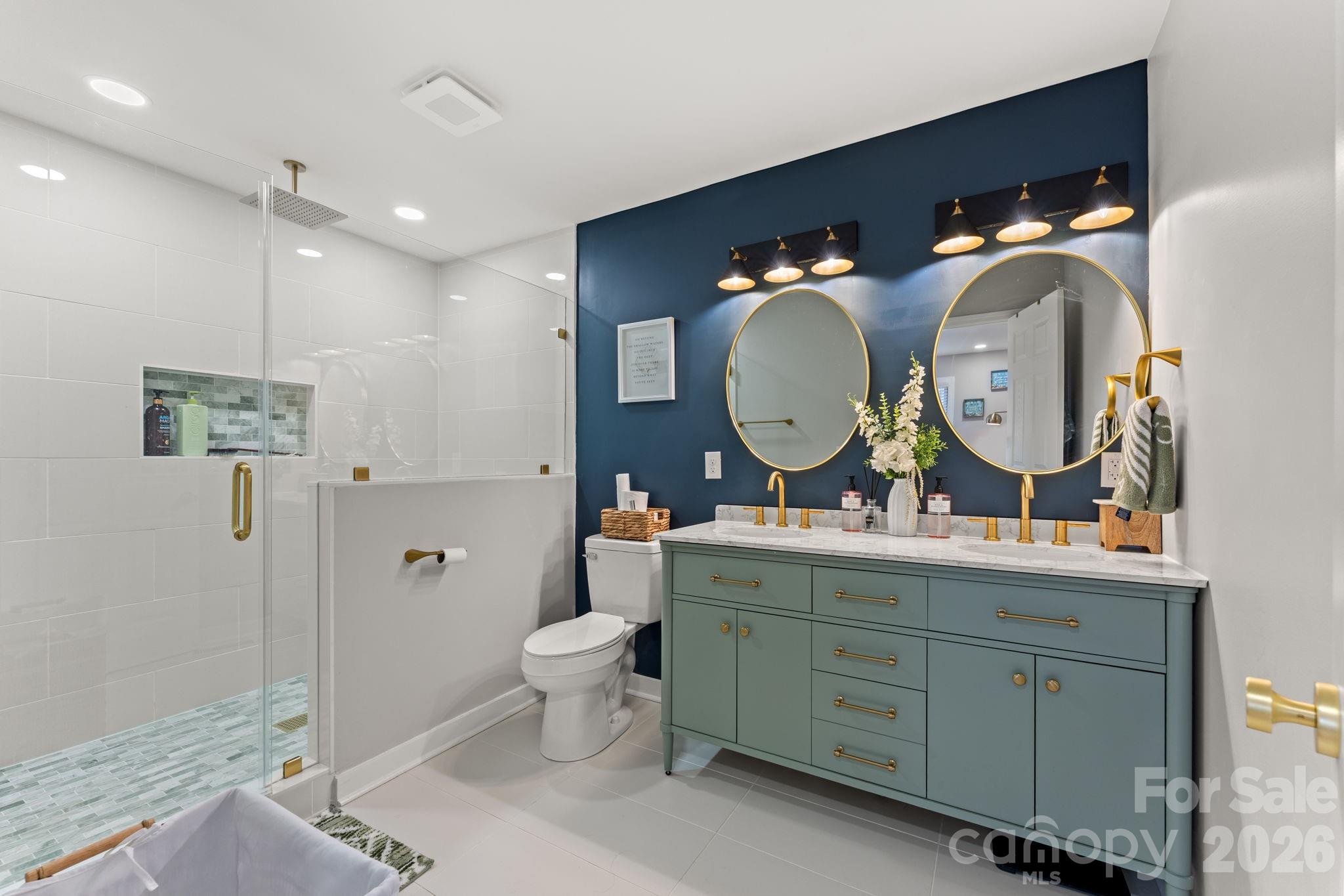 Updated Bathrooms with Glass Shower and floor to ceiling tile! - 1314 Holly Drive, North Myrtle Beach