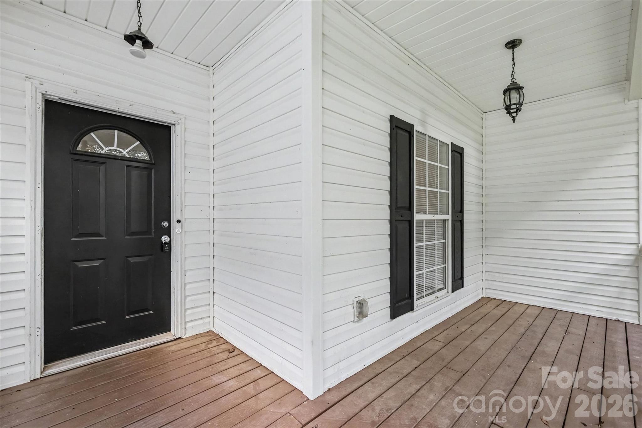Single Family Residence at 9223 Ladson Road, Indian Land, photo 4 of 38