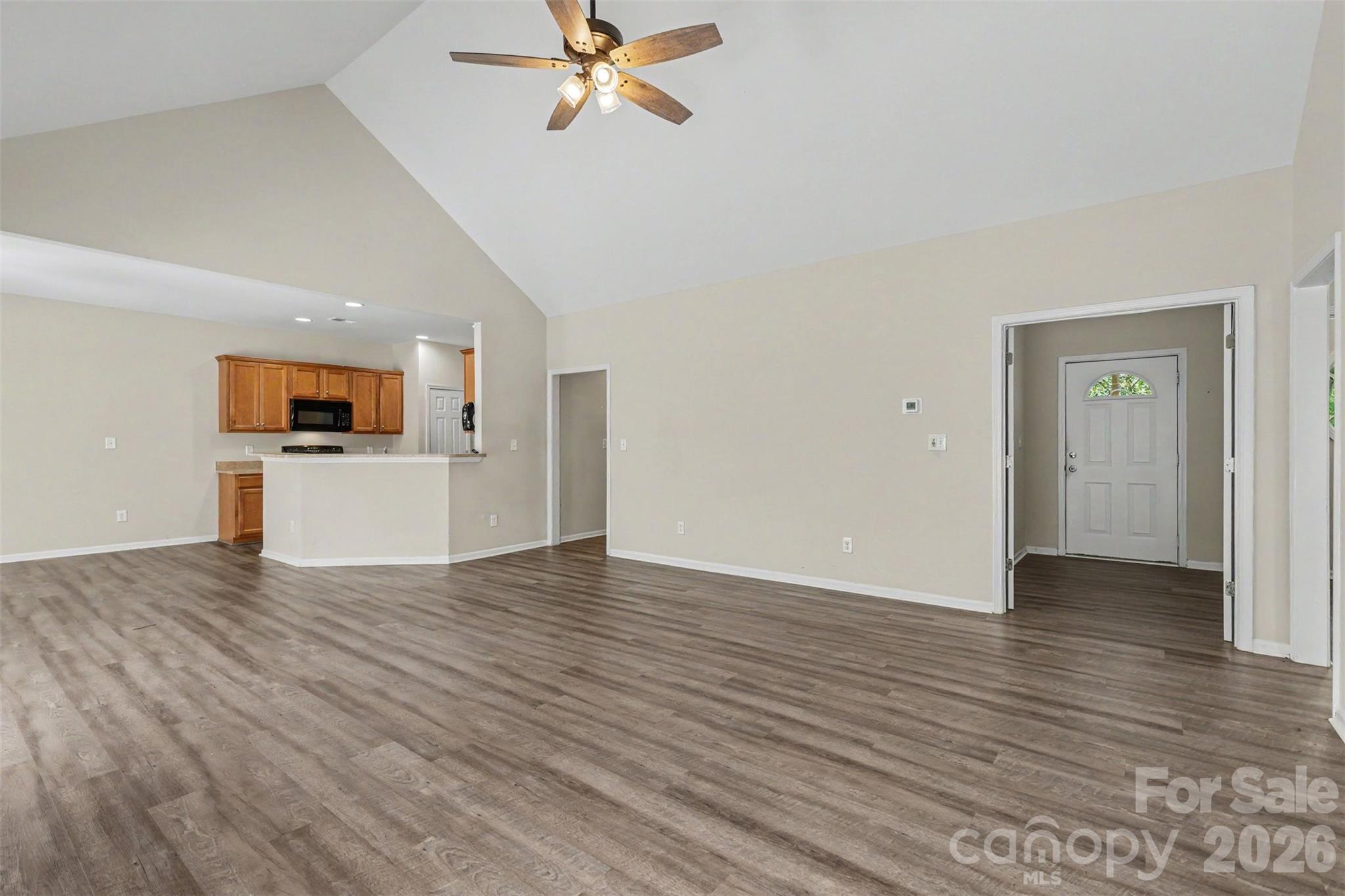 Single Family Residence at 9223 Ladson Road, Indian Land, photo 8 of 38