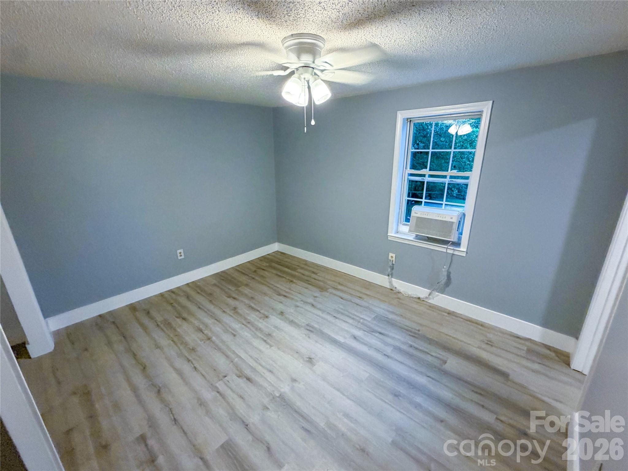 Single Family Residence at 107 Drake Street, Gastonia, photo 11 of 16