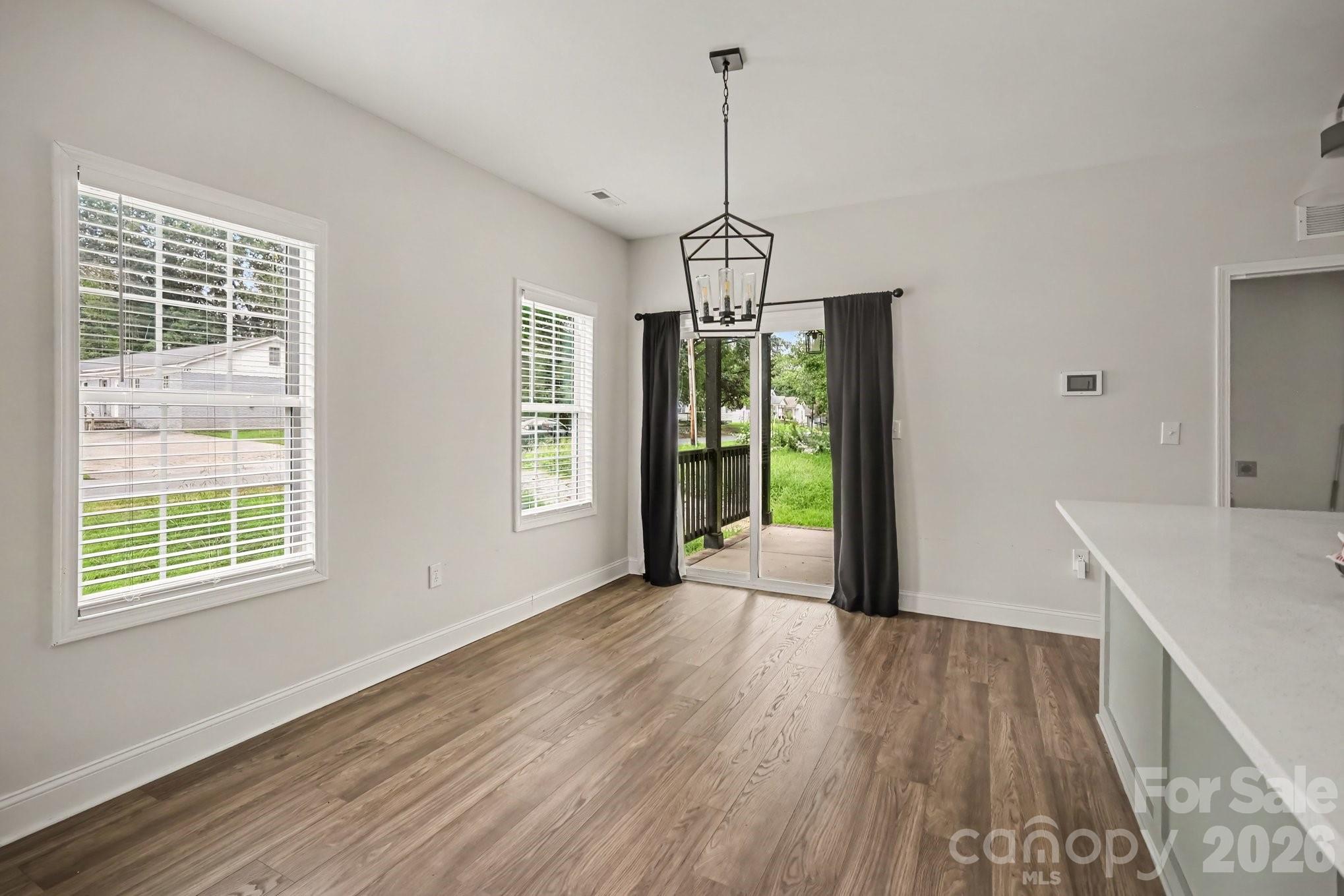 Single Family Residence at 1402 Essex Avenue, Gastonia, photo 10 of 34