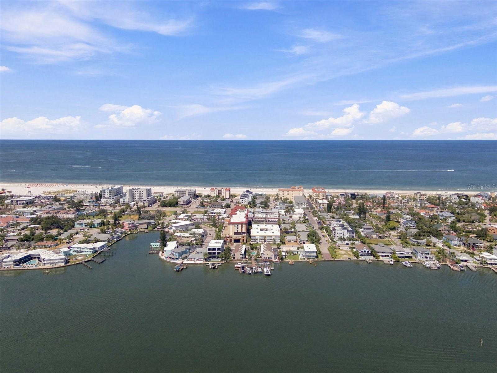 Condo - Hotel at 673 BAY ESPLANADE #109, CLEARWATER, photo 23 of 78