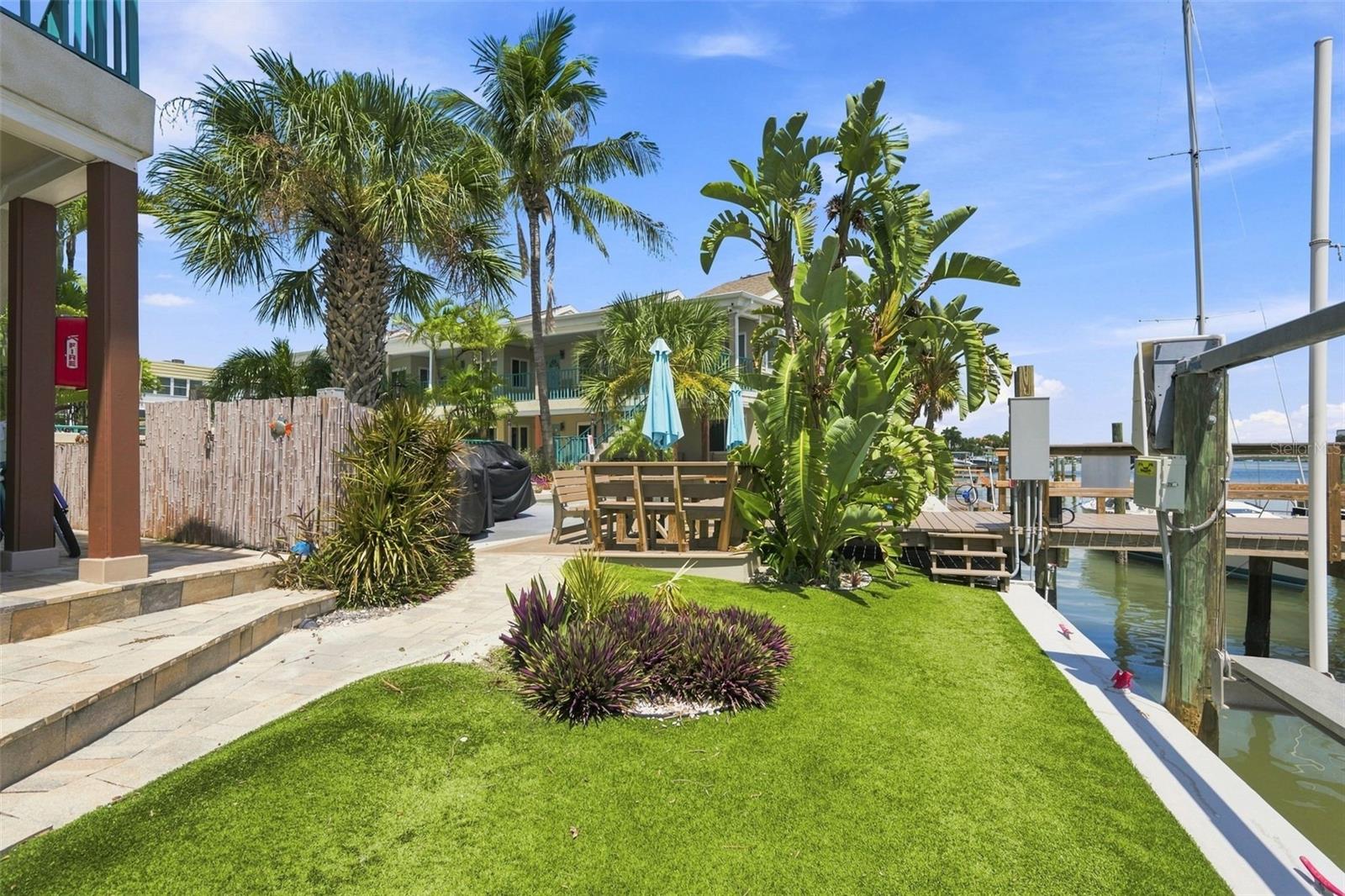 Condo - Hotel at 673 BAY ESPLANADE #109, CLEARWATER, photo 31 of 78