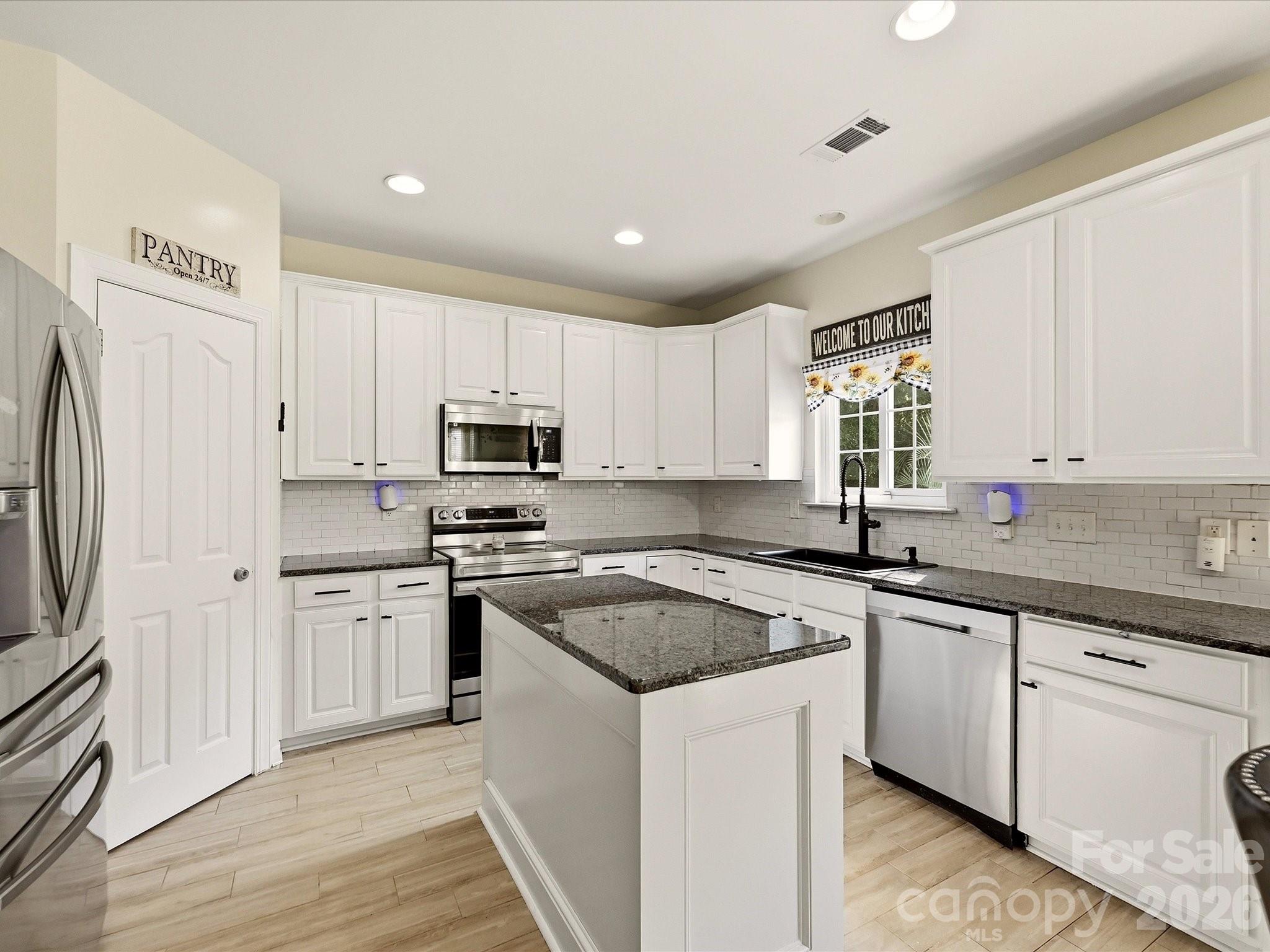 Single Family Residence at 2400 Sierra Chase Drive, Monroe, photo 9 of 34