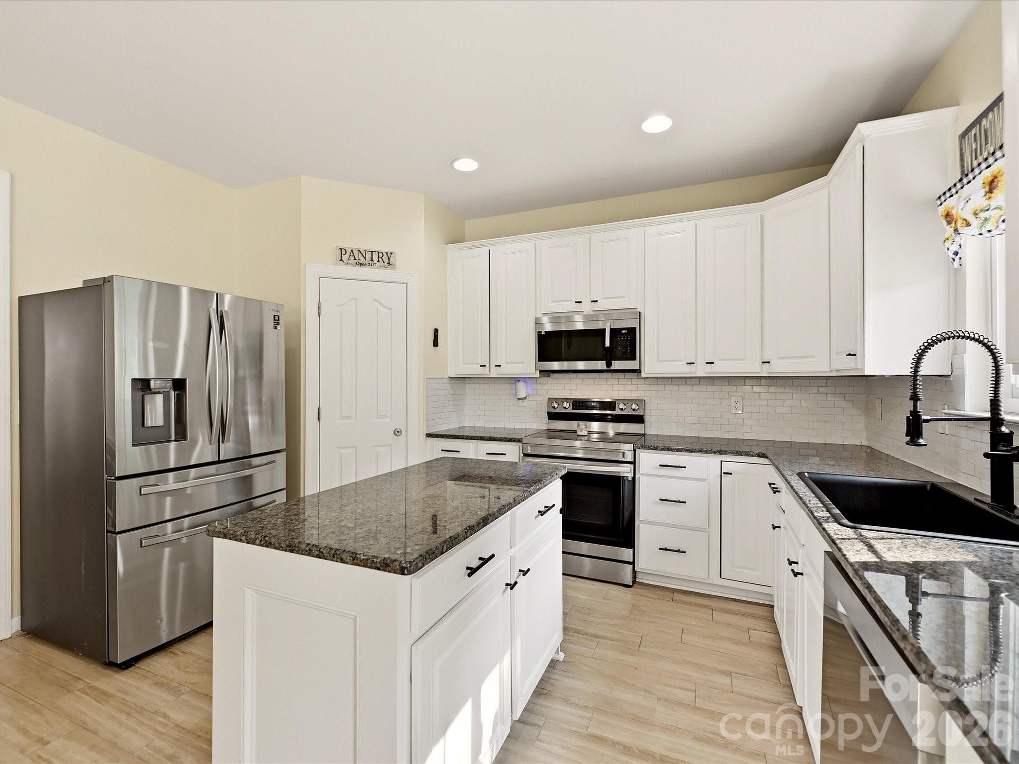 Single Family Residence at 2400 Sierra Chase Drive, Monroe, photo 10 of 34
