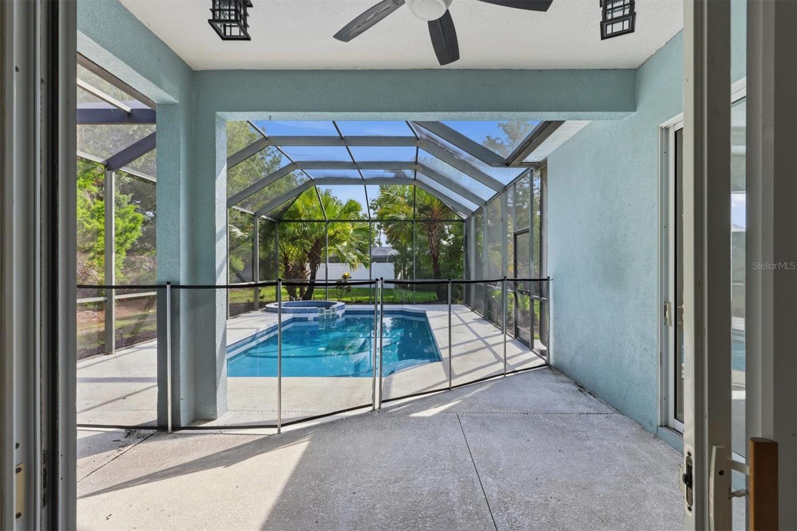 Single Family Residence at 6417 BLUE GROSBEAK CIR, BRADENTON, photo 46 of 64