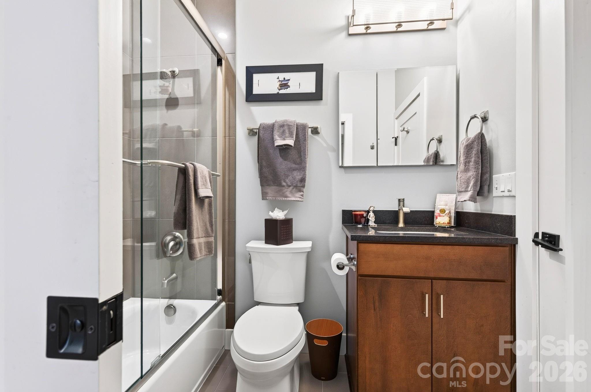 Guest Bathroom - 16 Britton Knoll Pass, Arden