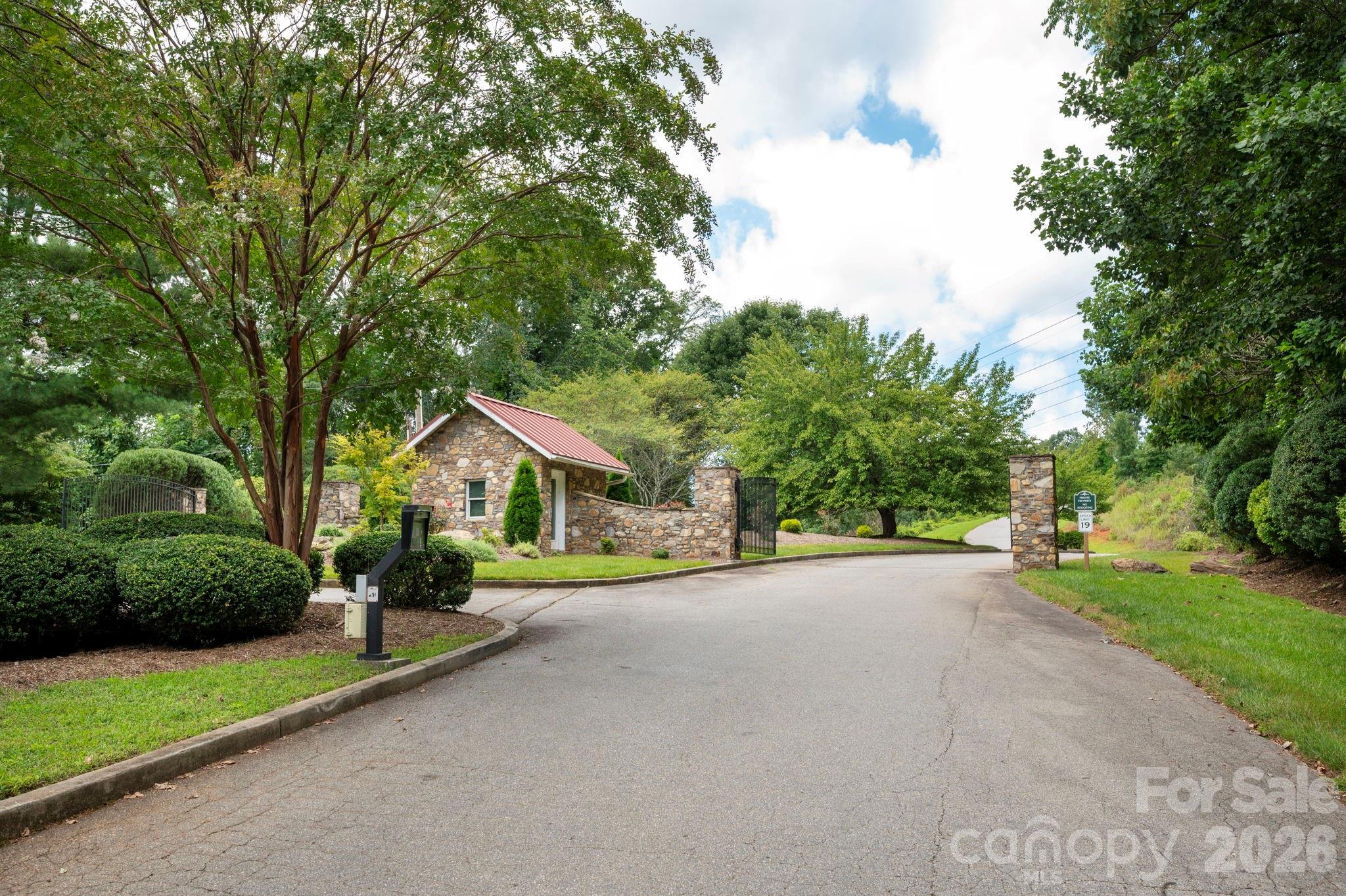 Single Family Residence at 16 Britton Knoll Pass, Arden, photo 40 of 46