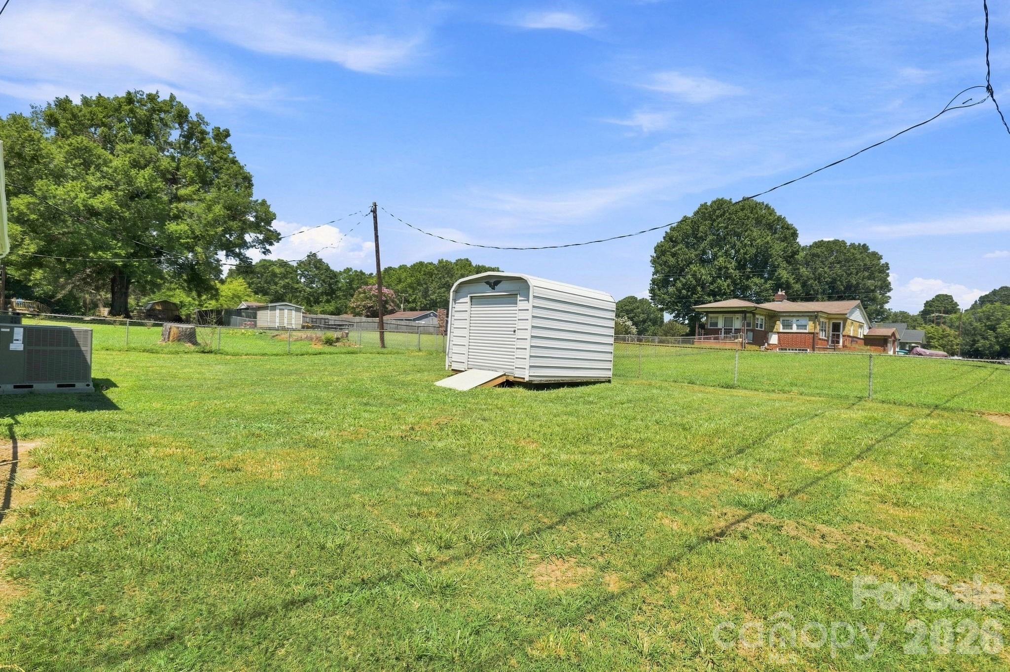Single Family Residence at 411 E Tennessee Avenue, Bessemer City, photo 17 of 18