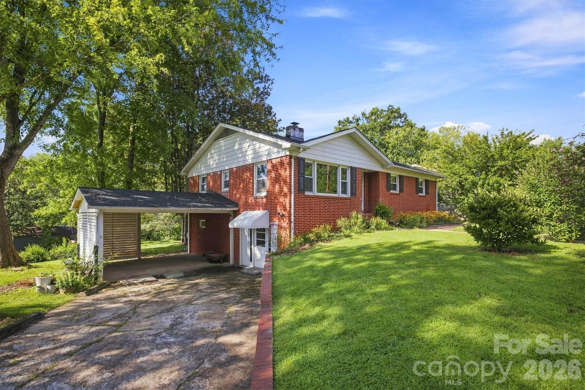 Single Family Residence at 103 Park Street, Morganton, photo 10 of 26
