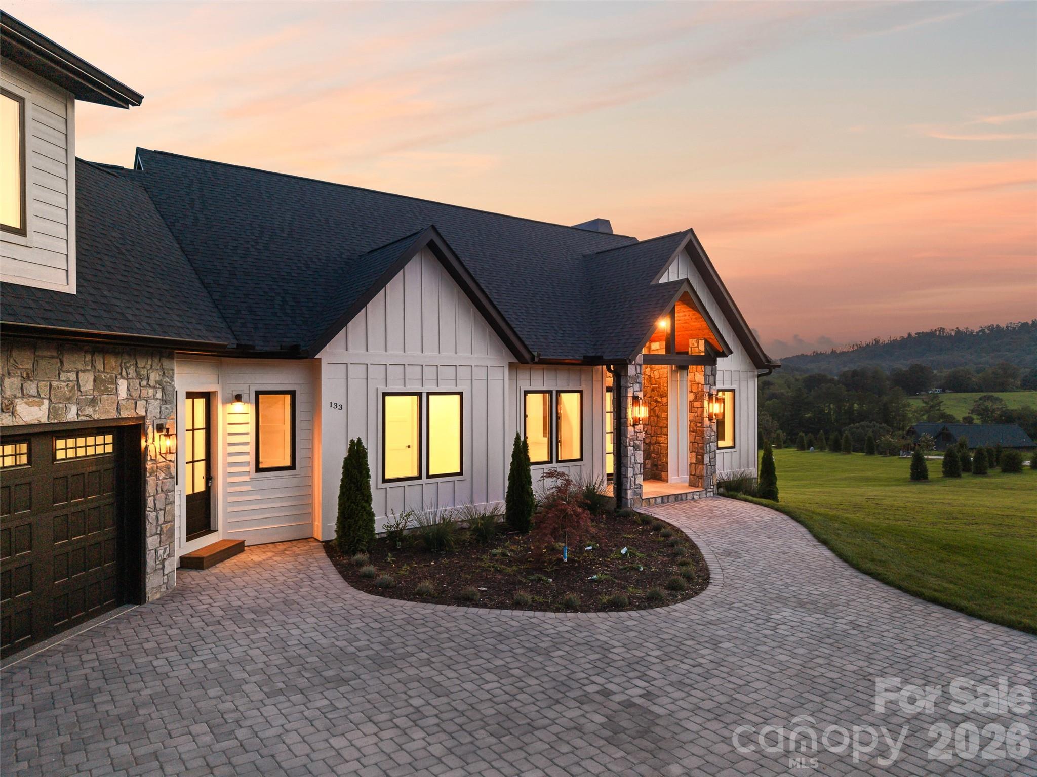 Single Family Residence at 133 Golden Pasture Drive, Fletcher, photo 2 of 42