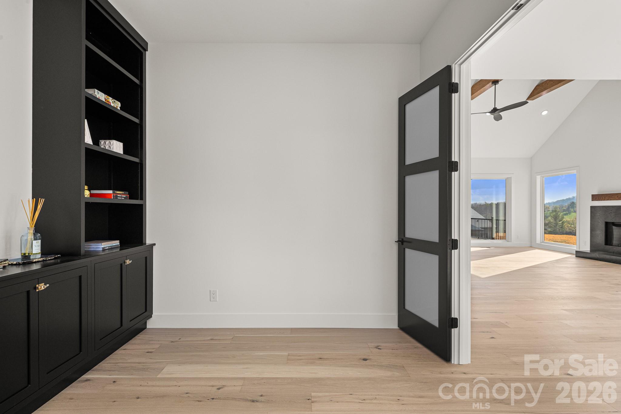 Single Family Residence at 133 Golden Pasture Drive, Fletcher, photo 24 of 42