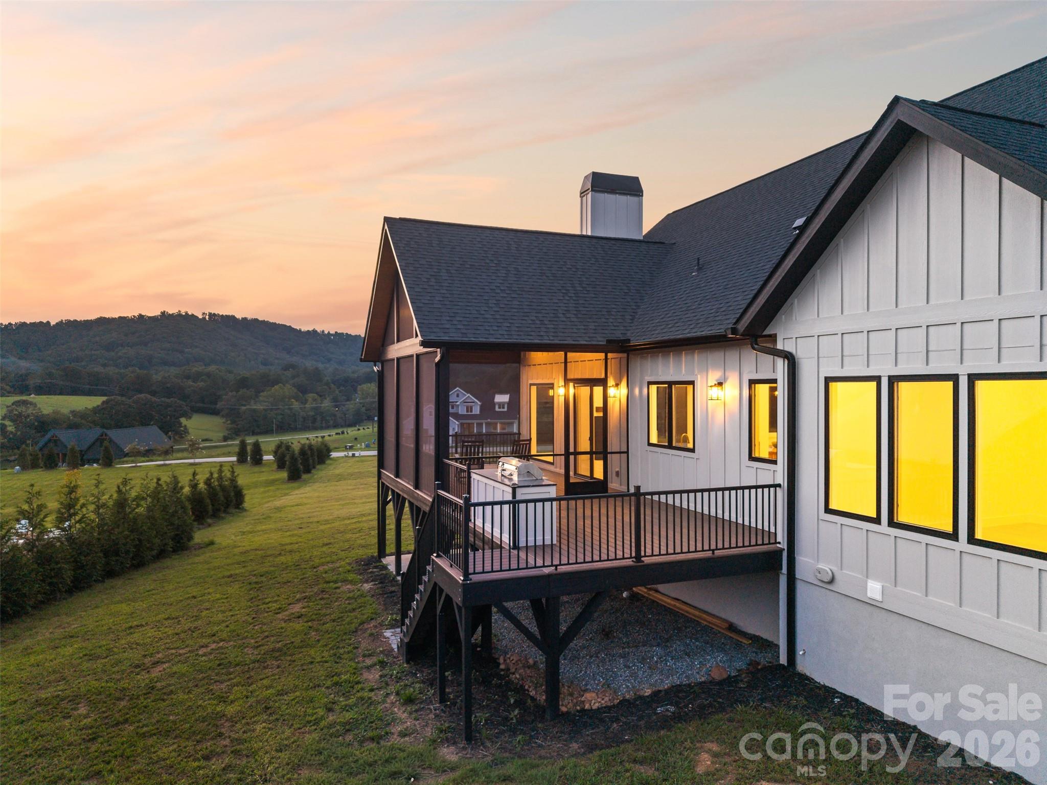 Single Family Residence at 133 Golden Pasture Drive, Fletcher, photo 36 of 42