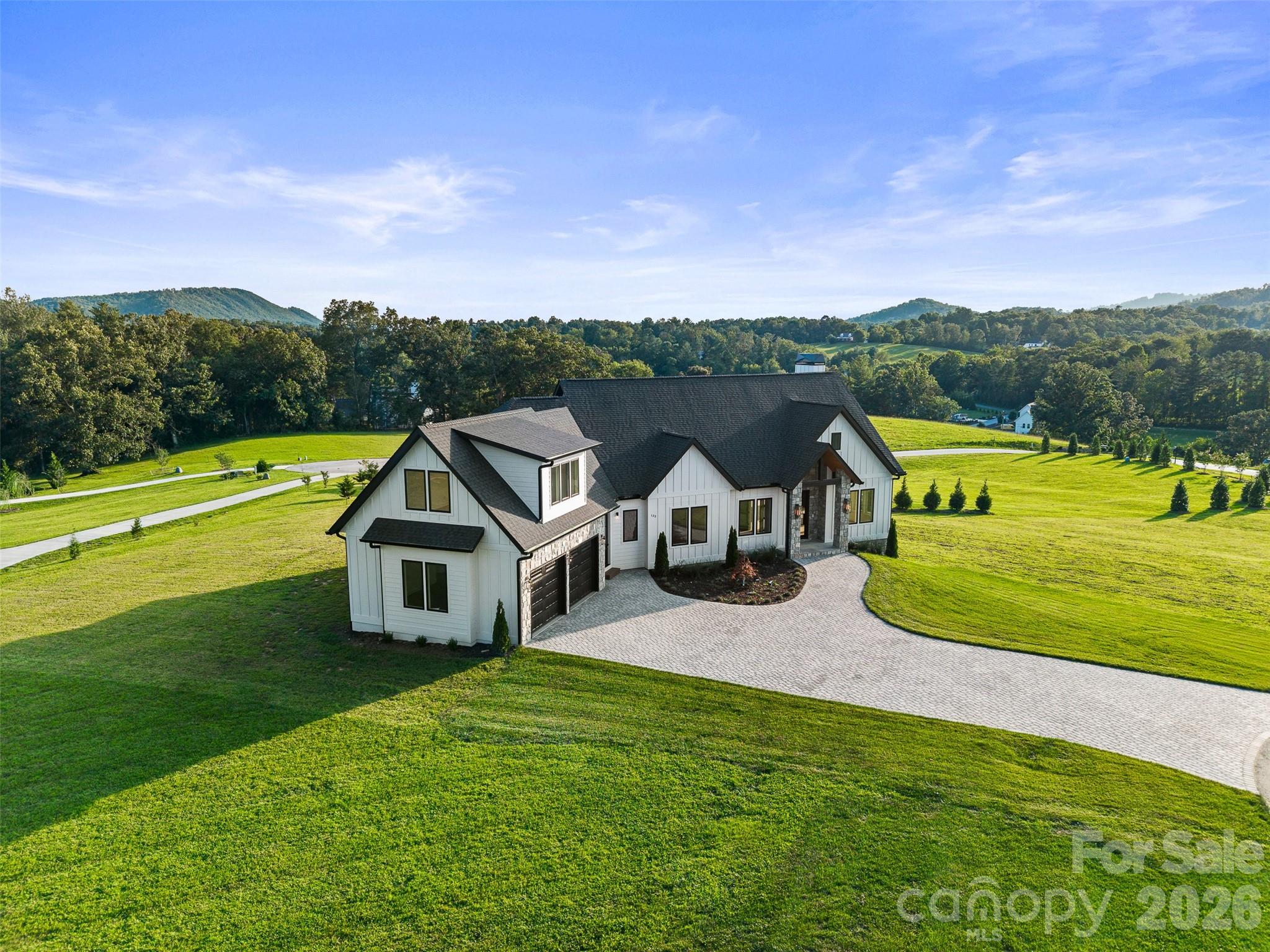 Single Family Residence at 133 Golden Pasture Drive, Fletcher, photo 38 of 42