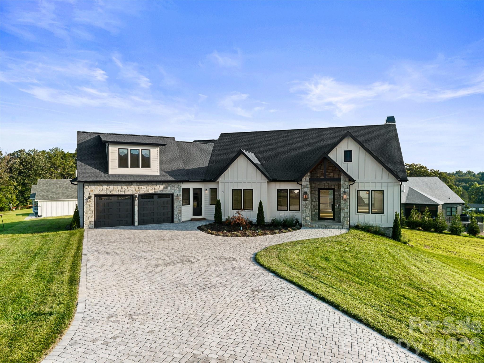 Single Family Residence at 133 Golden Pasture Drive, Fletcher, photo 39 of 42