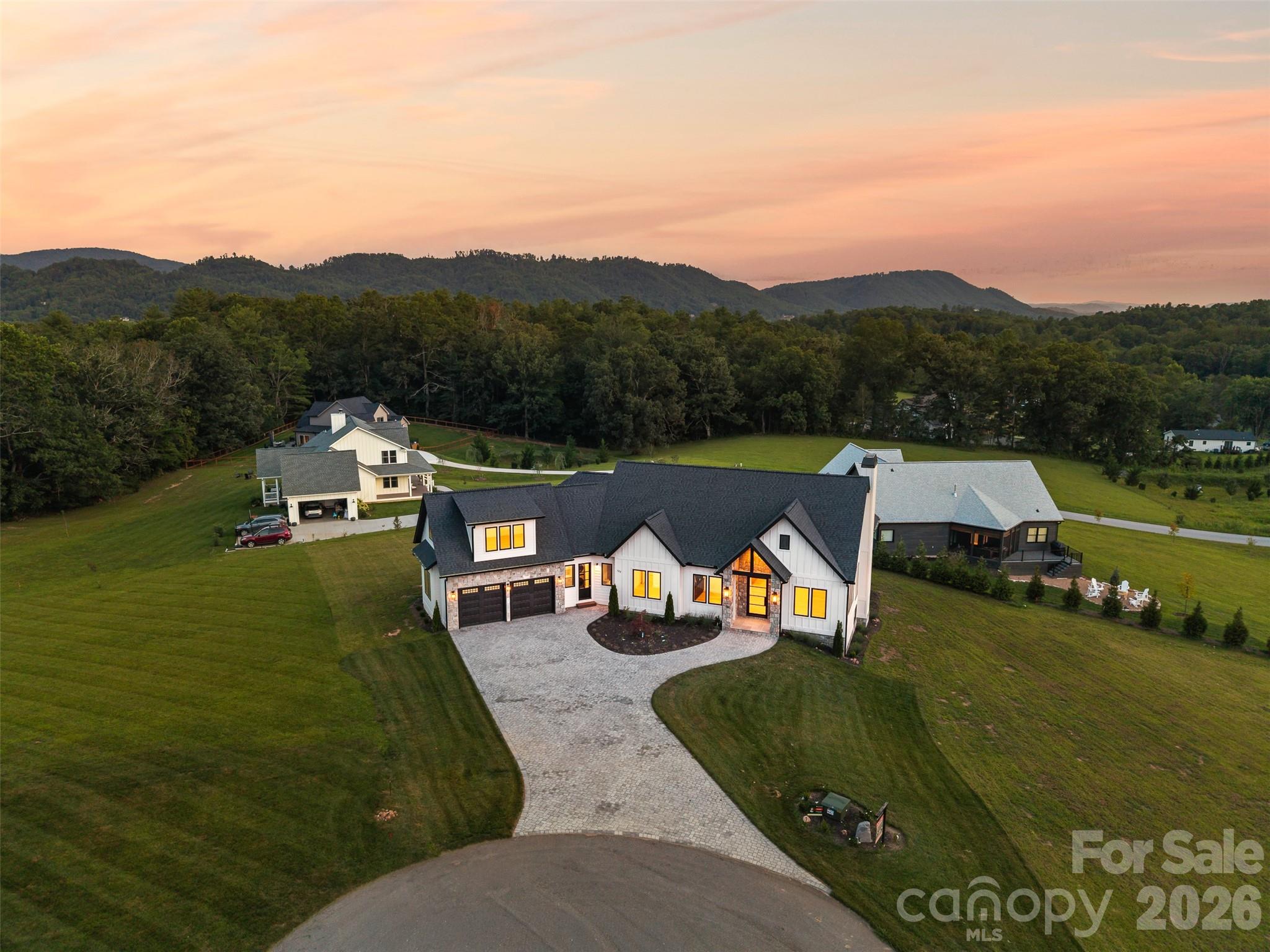 Single Family Residence at 133 Golden Pasture Drive, Fletcher, photo 42 of 42