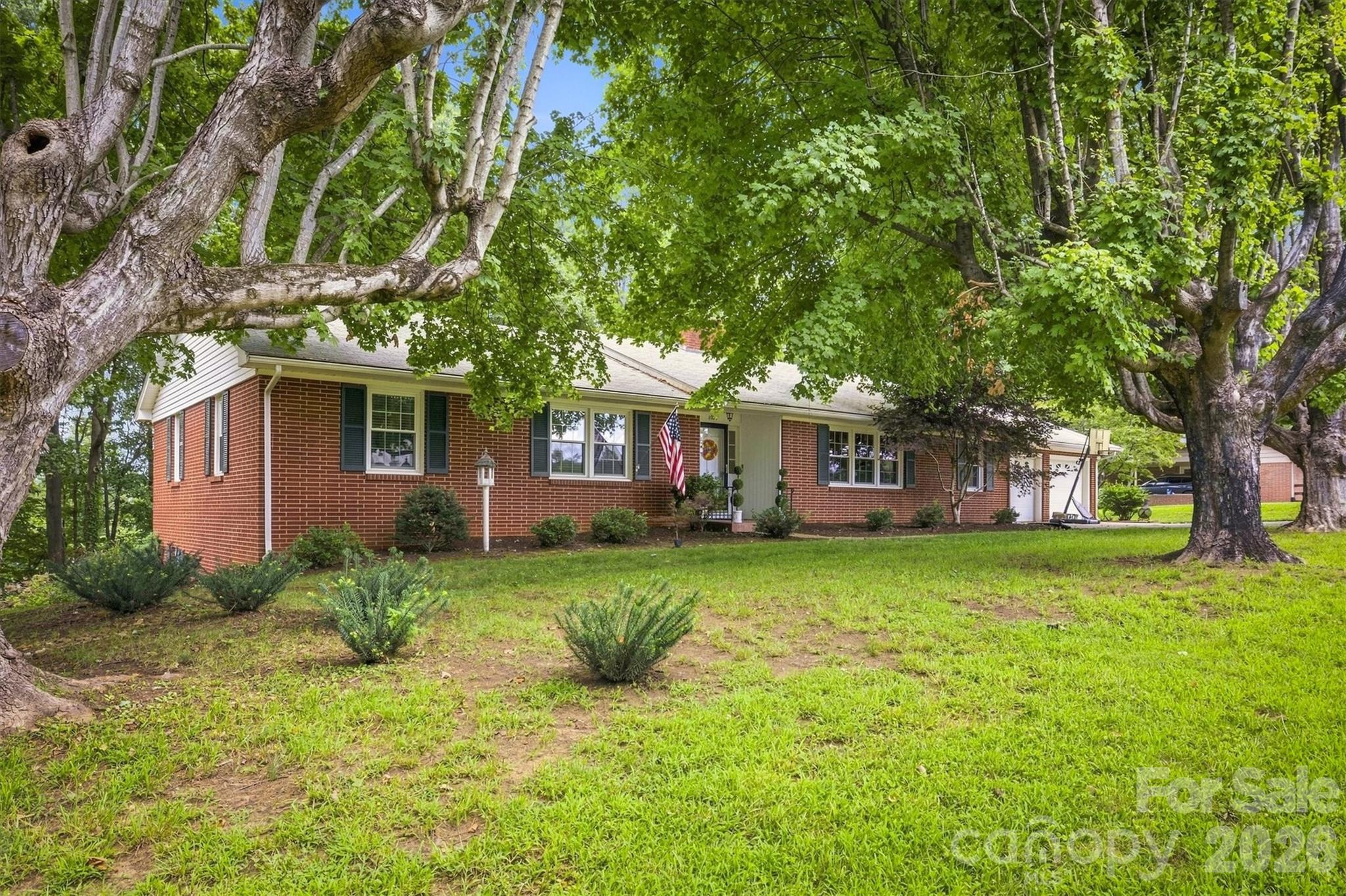 1009 Randolph Circle SE