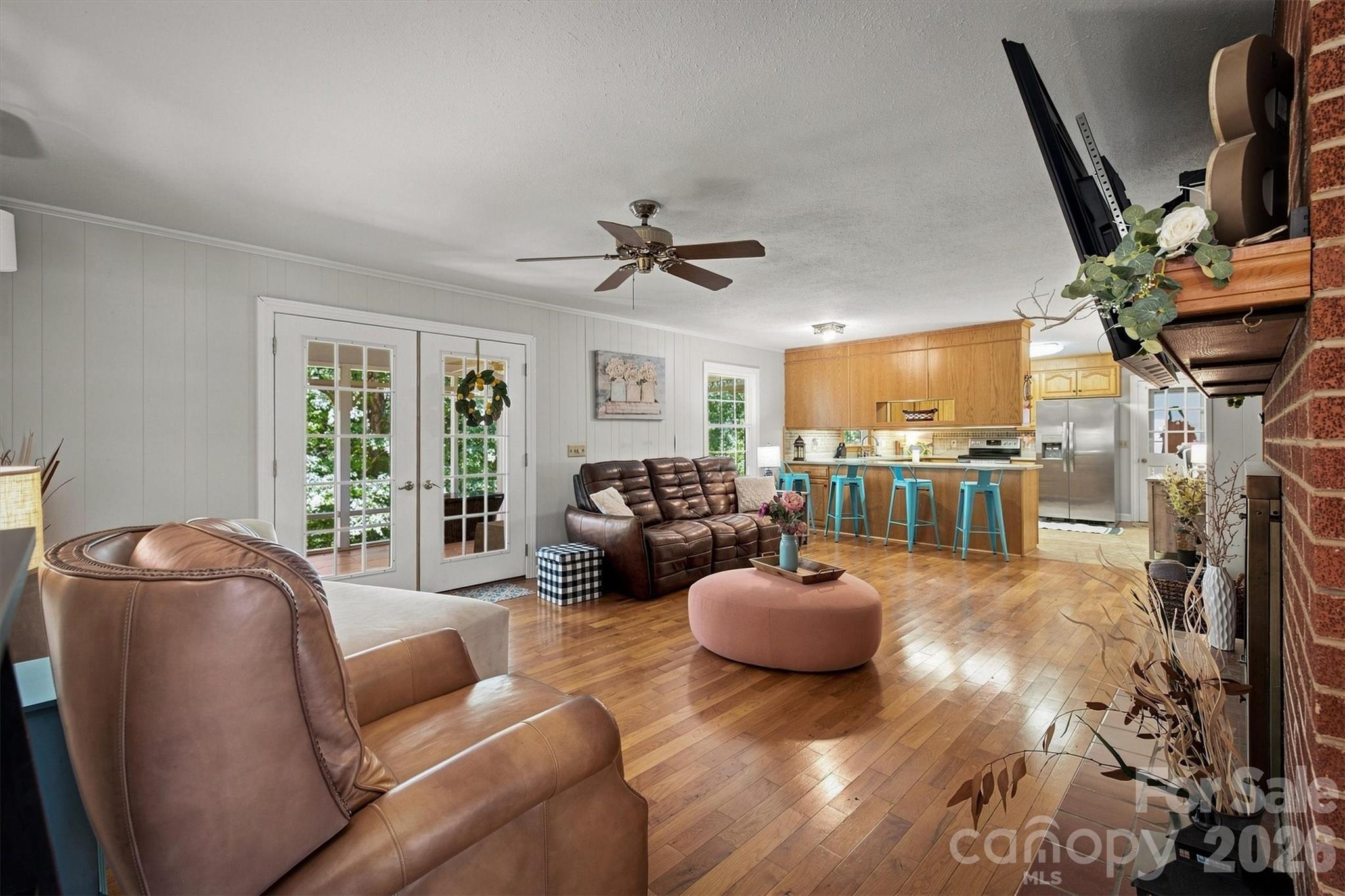 Single Family Residence at 1009 Randolph Circle SE, Lenoir, photo 11 of 33