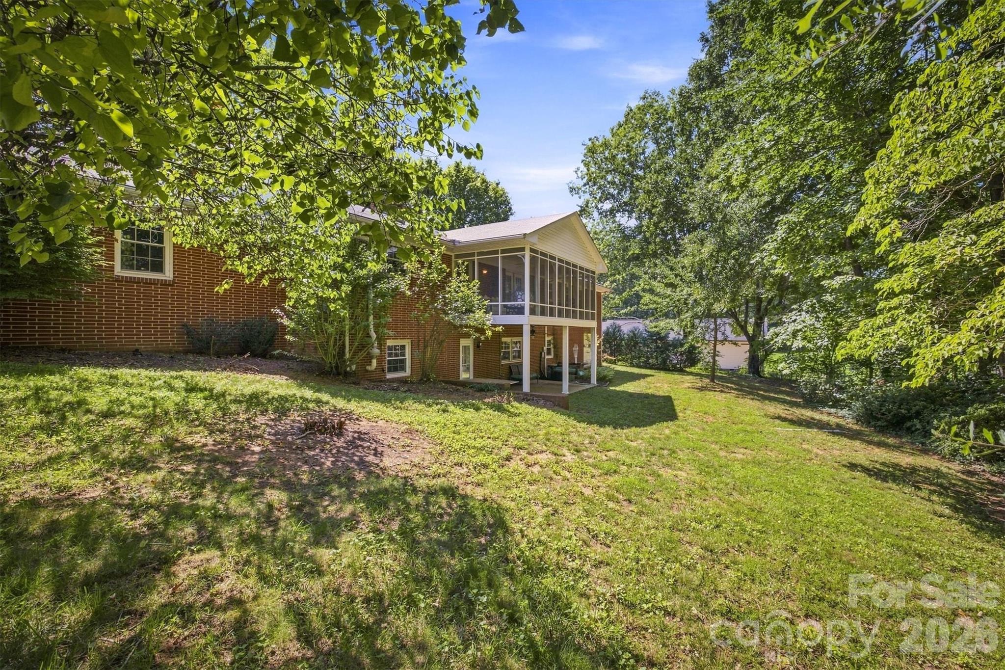 Single Family Residence at 1009 Randolph Circle SE, Lenoir, photo 21 of 33