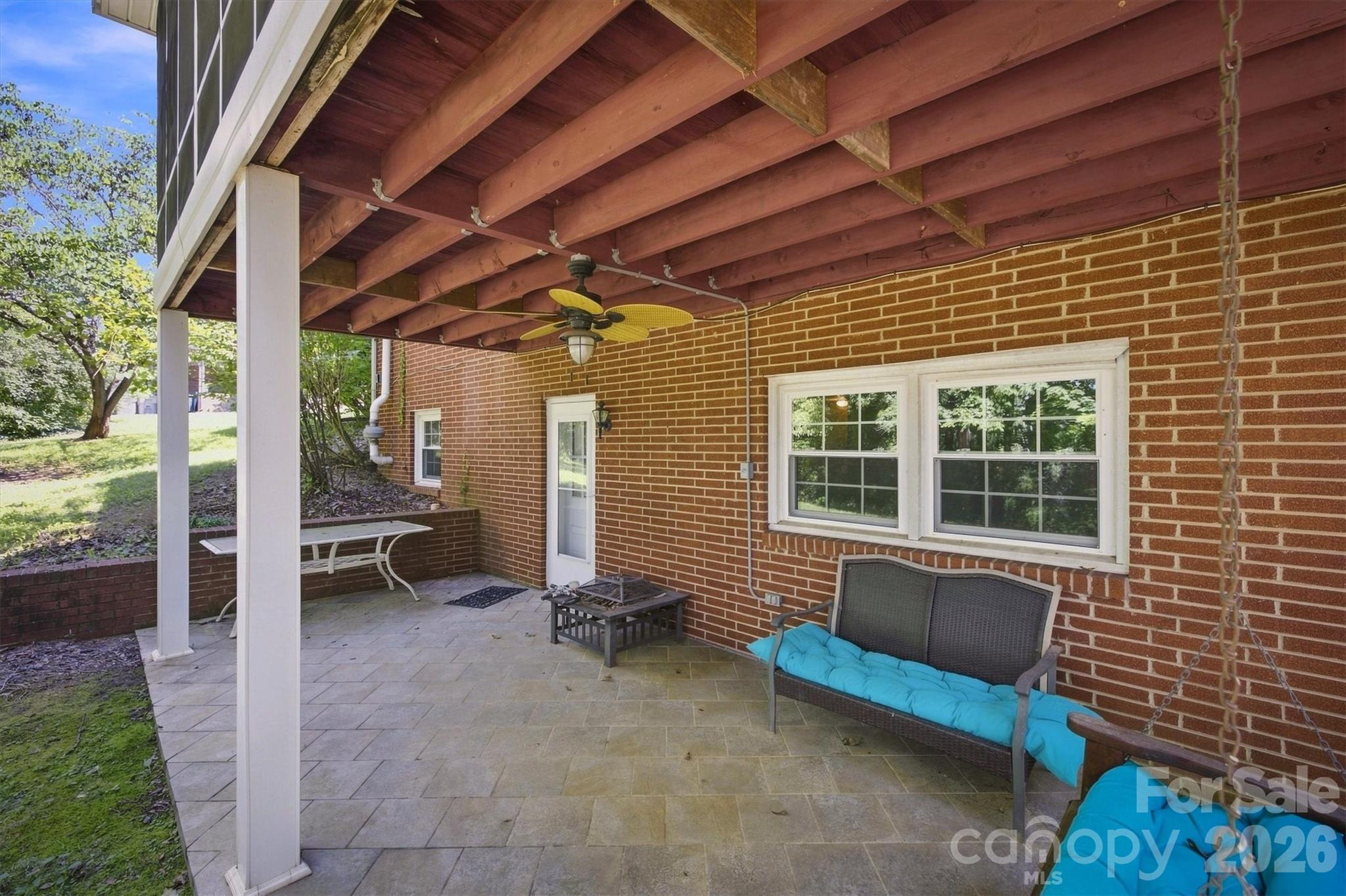 Single Family Residence at 1009 Randolph Circle SE, Lenoir, photo 22 of 33