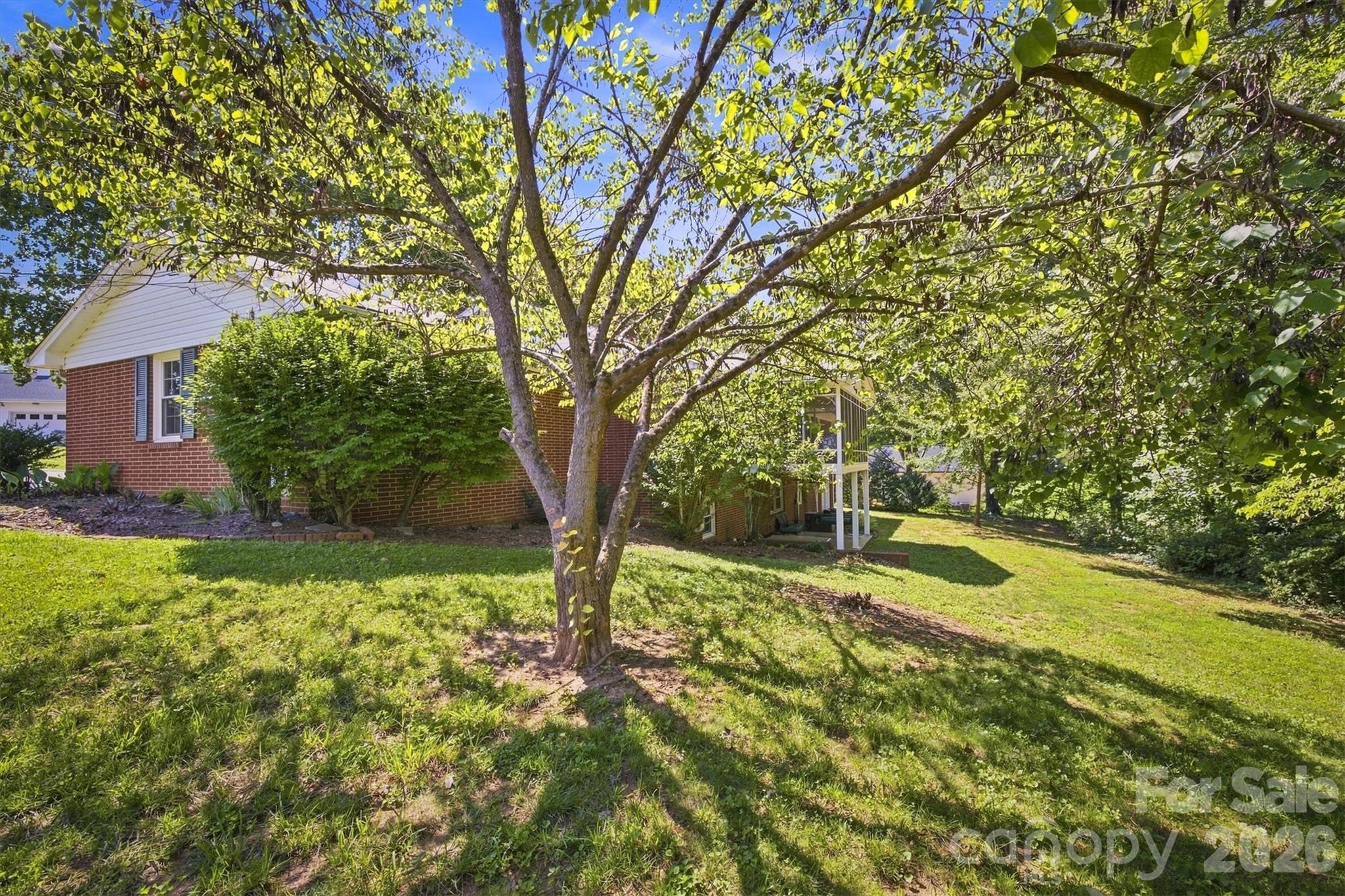 Single Family Residence at 1009 Randolph Circle SE, Lenoir, photo 25 of 33