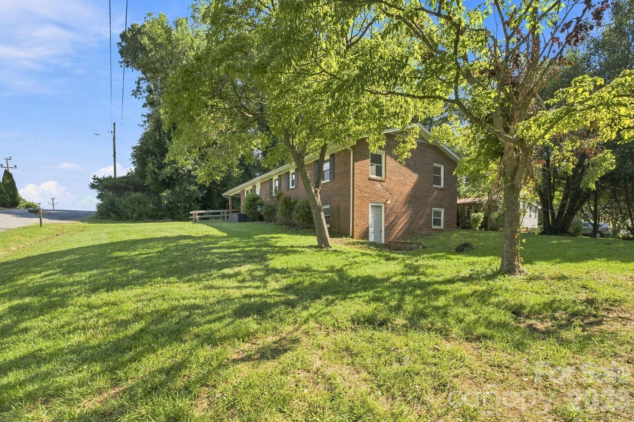 Single Family Residence at 1021 S Caldwell Avenue, Newton, photo 30 of 40