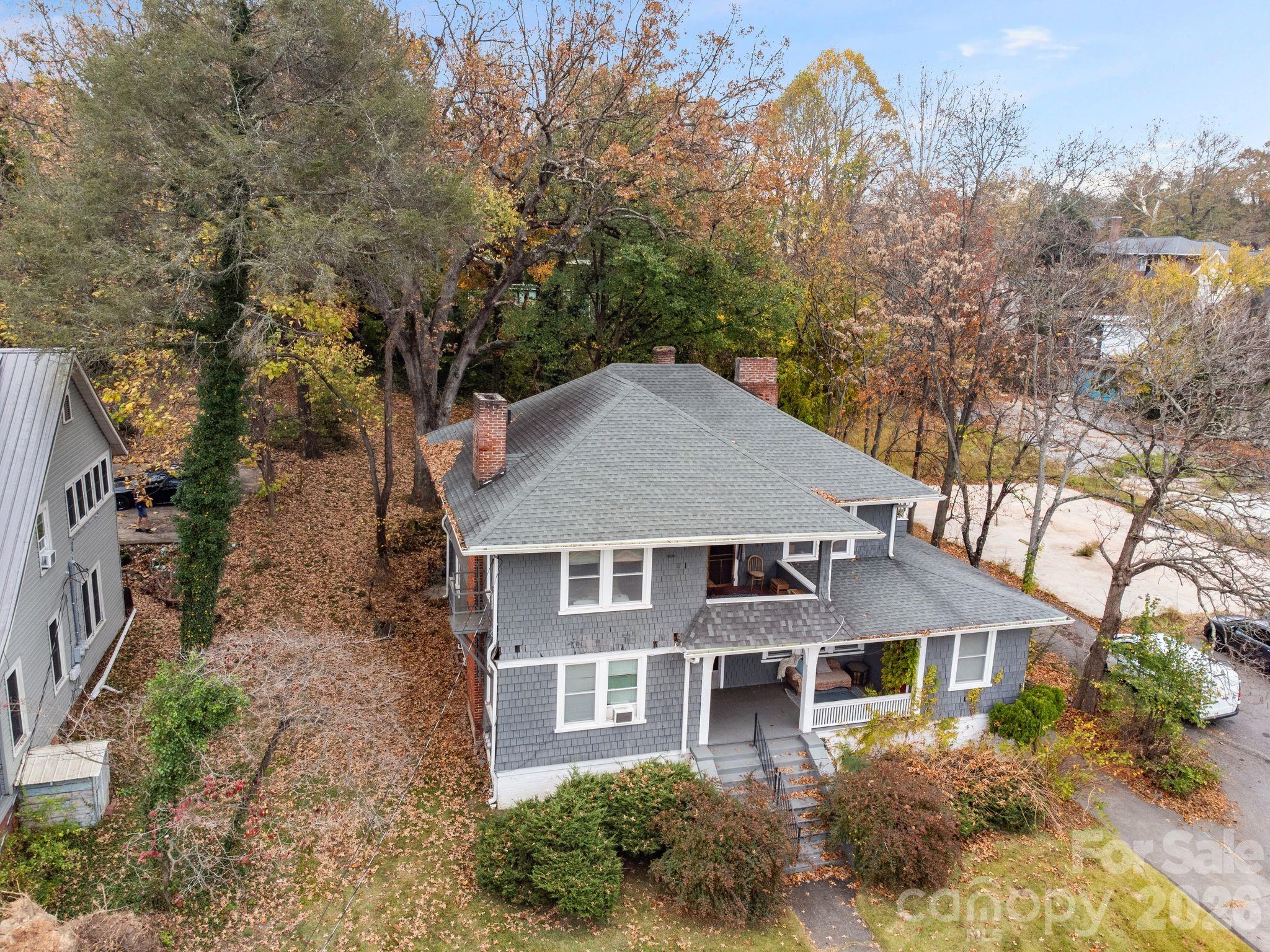 Apartment at 181 Merrimon Avenue, Asheville, photo 3 of 38